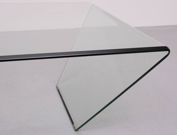 Table basse en verre courbé des années 1980, Italie