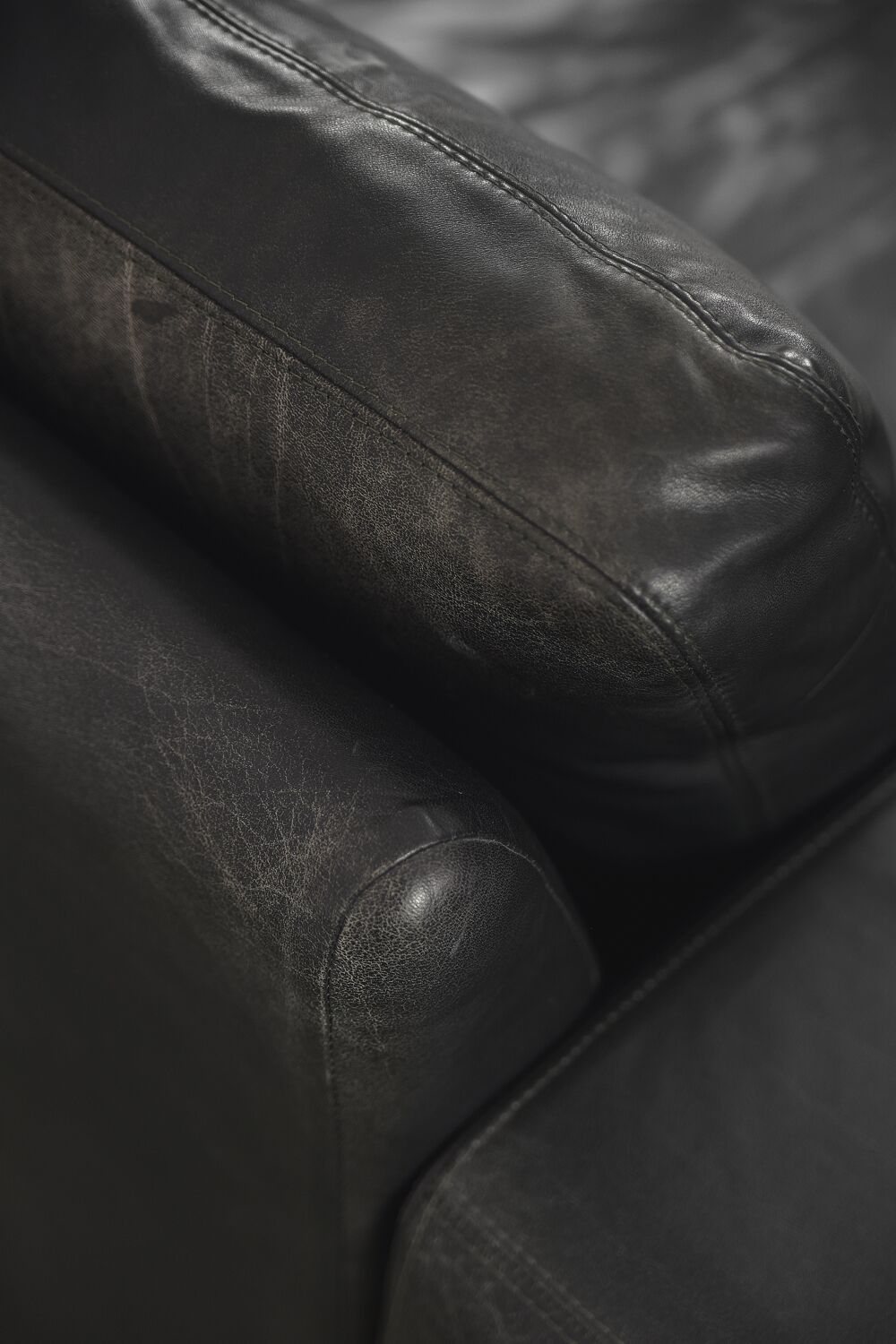 Black leather modern Conseta sofa by Friedrich Wilhelm Möller for COR