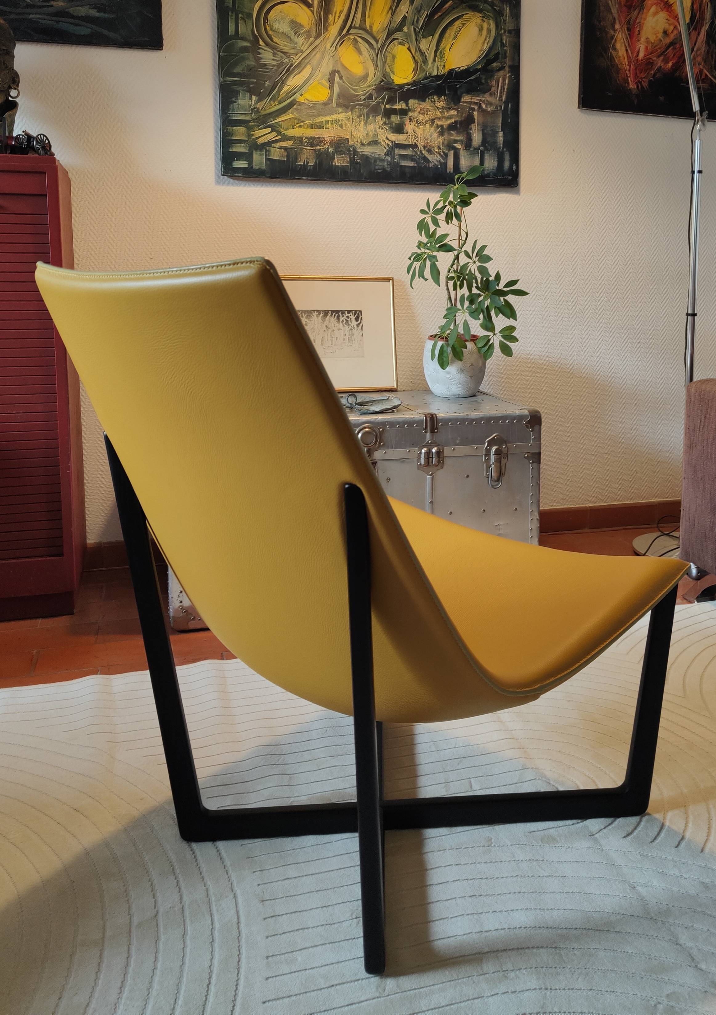 Jade lounge chair by Porro