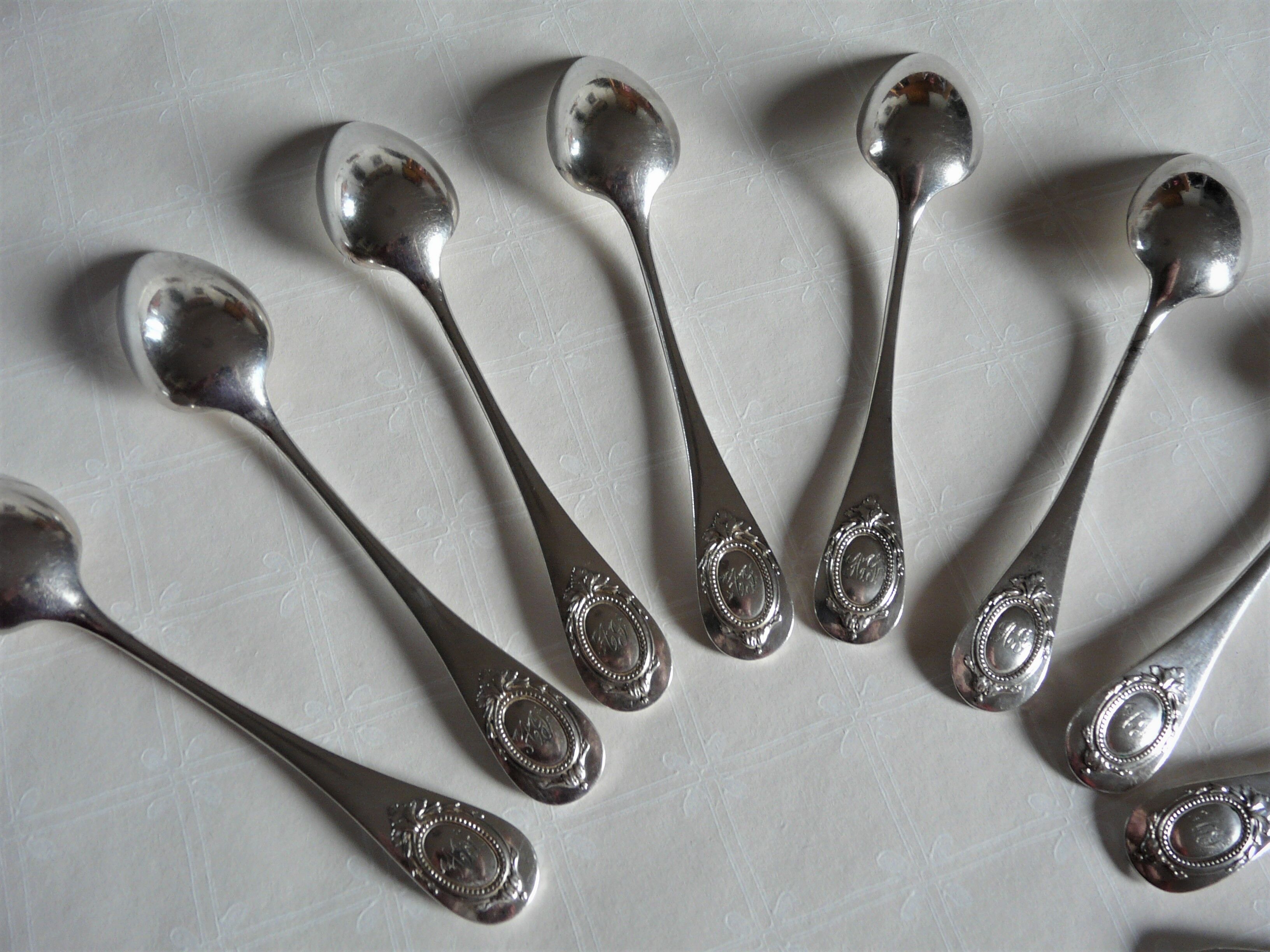 Set of 11 spoons in Christofle silverware