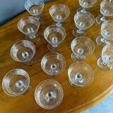 12 coupes à champagne en cristal, XIXe Siècle