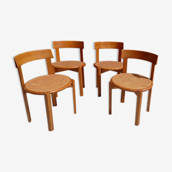 Lot de 4 chaises cannées vintage