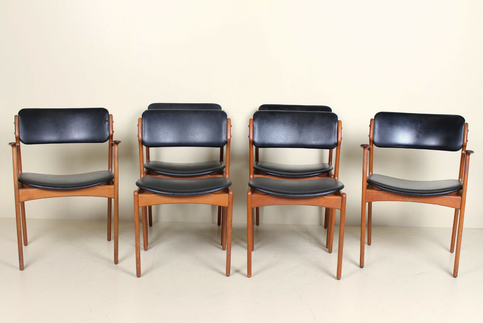 Ensemble de six chaises danoises c1960