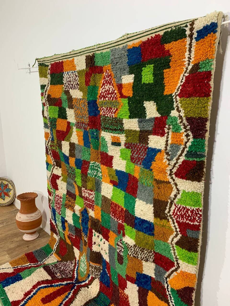 Handmade moroccan berber rug 243 x 157 cm