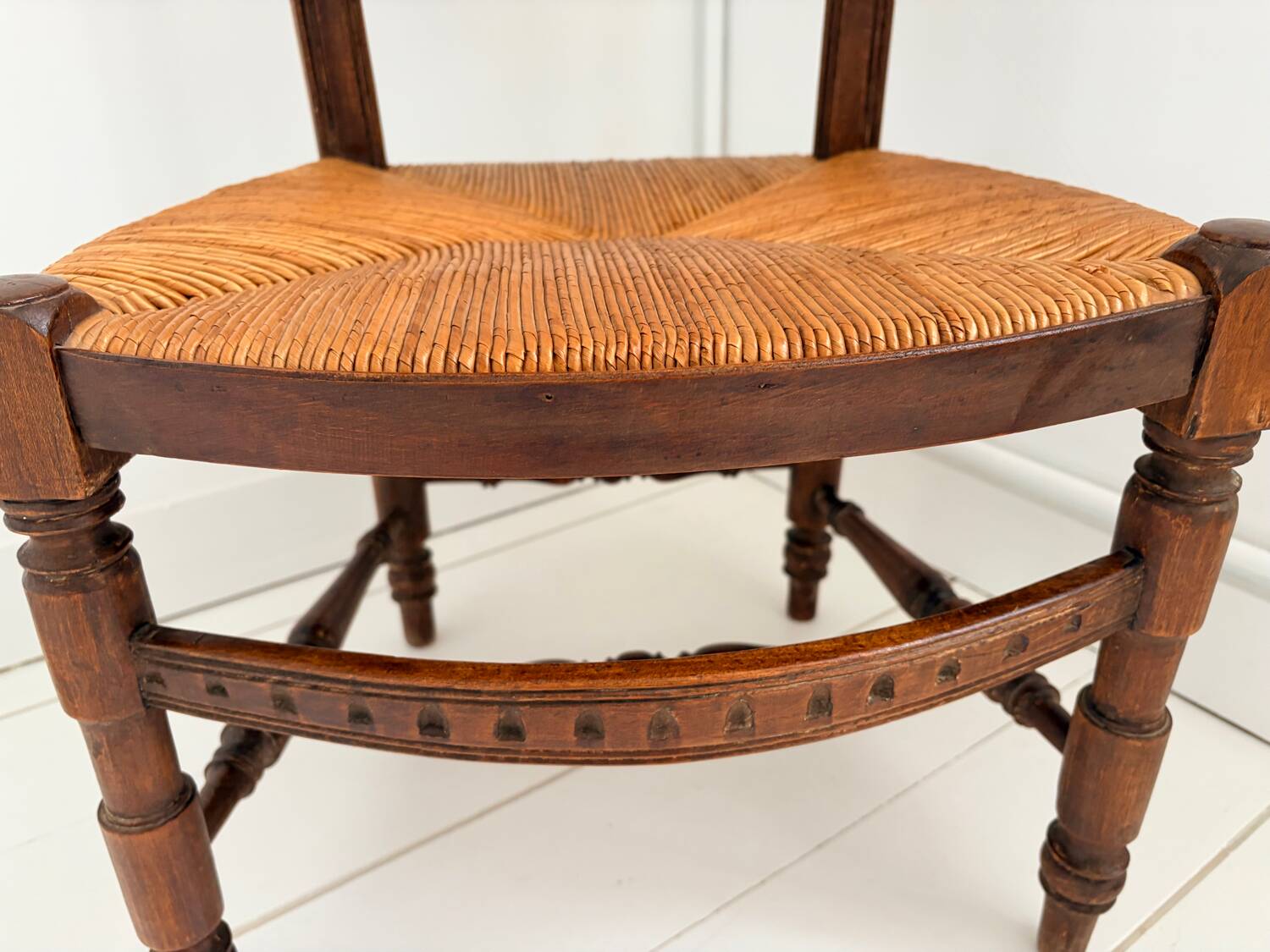 Rare nursing chair / Provençal armchair from the 19th century.