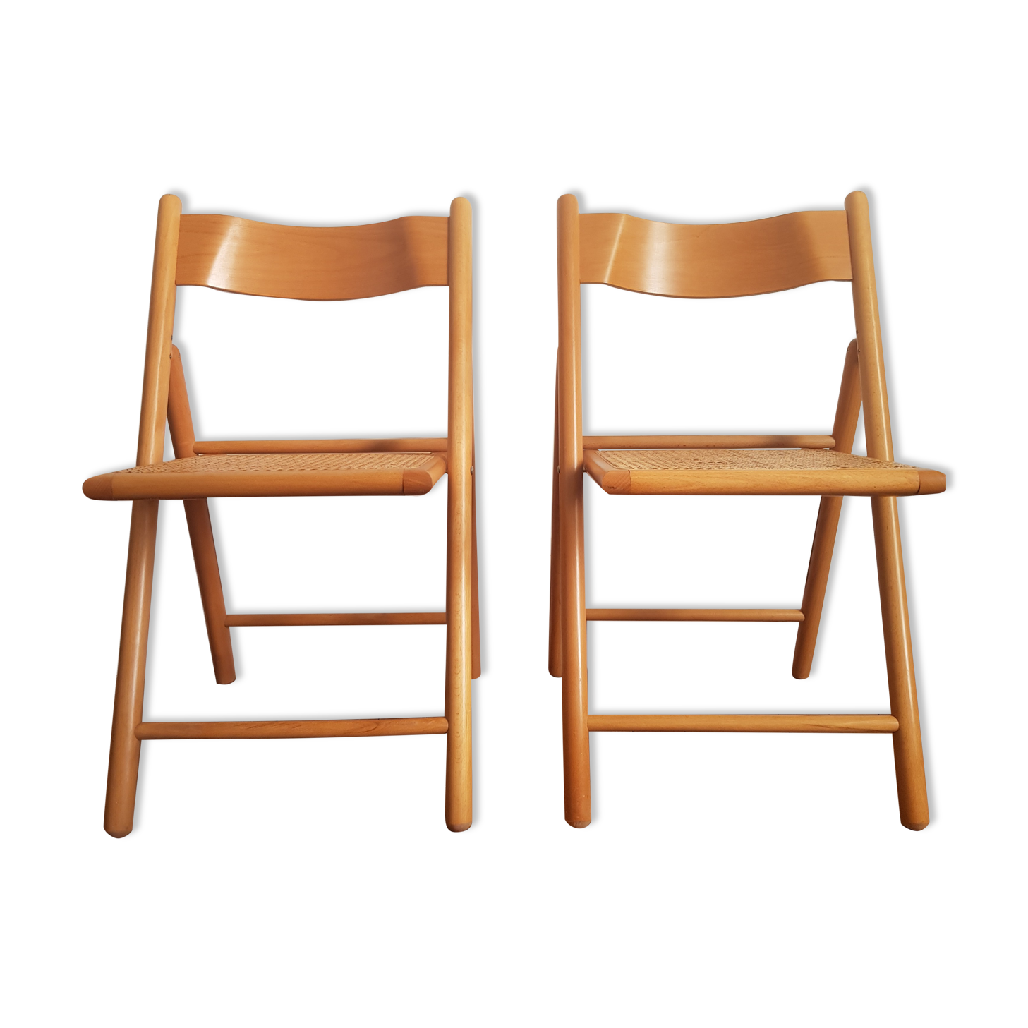 Set of 2 folding chairs cannees