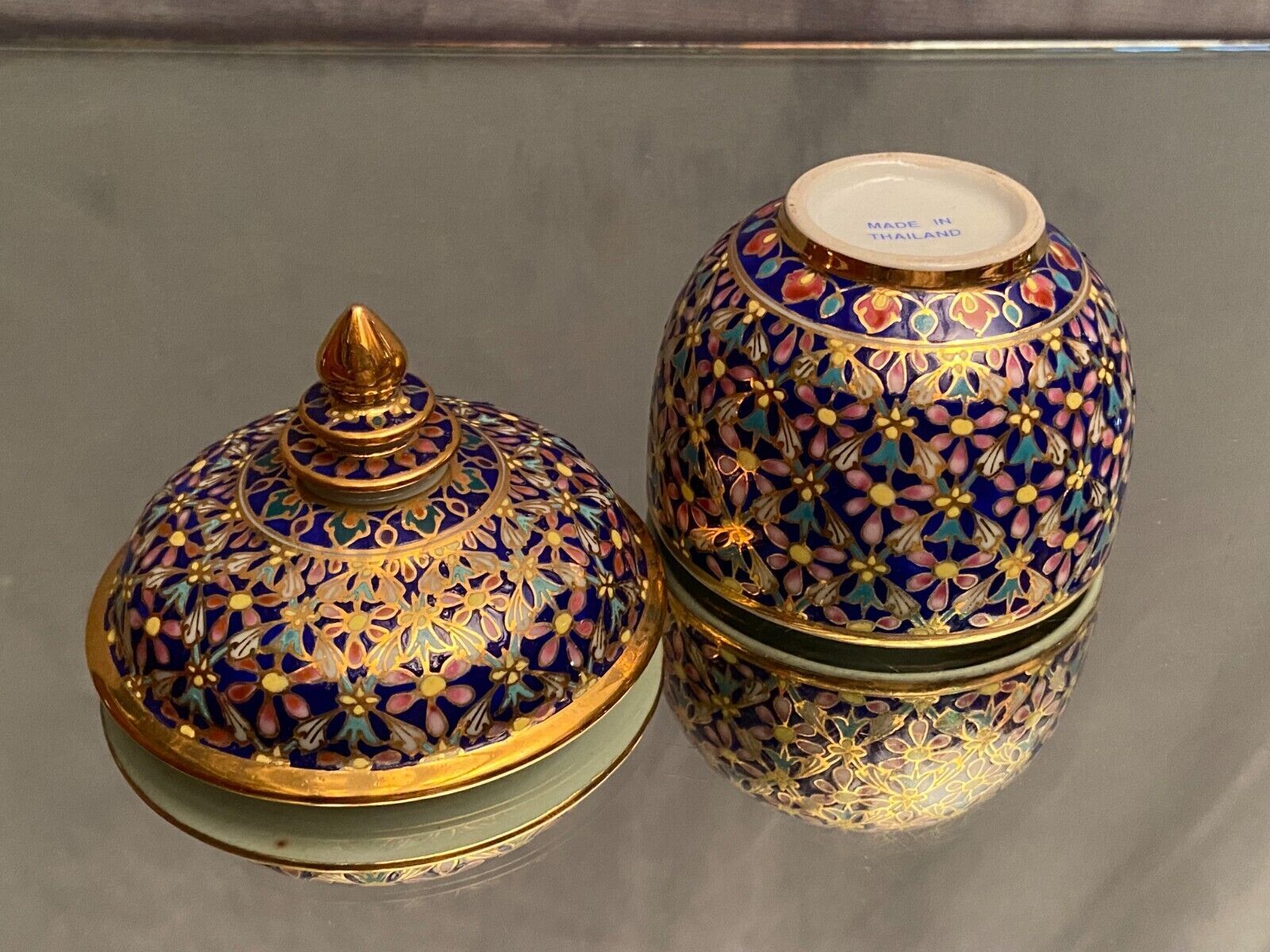 Sucrier bonbonnière pot couvert porcelaine Thaïlande