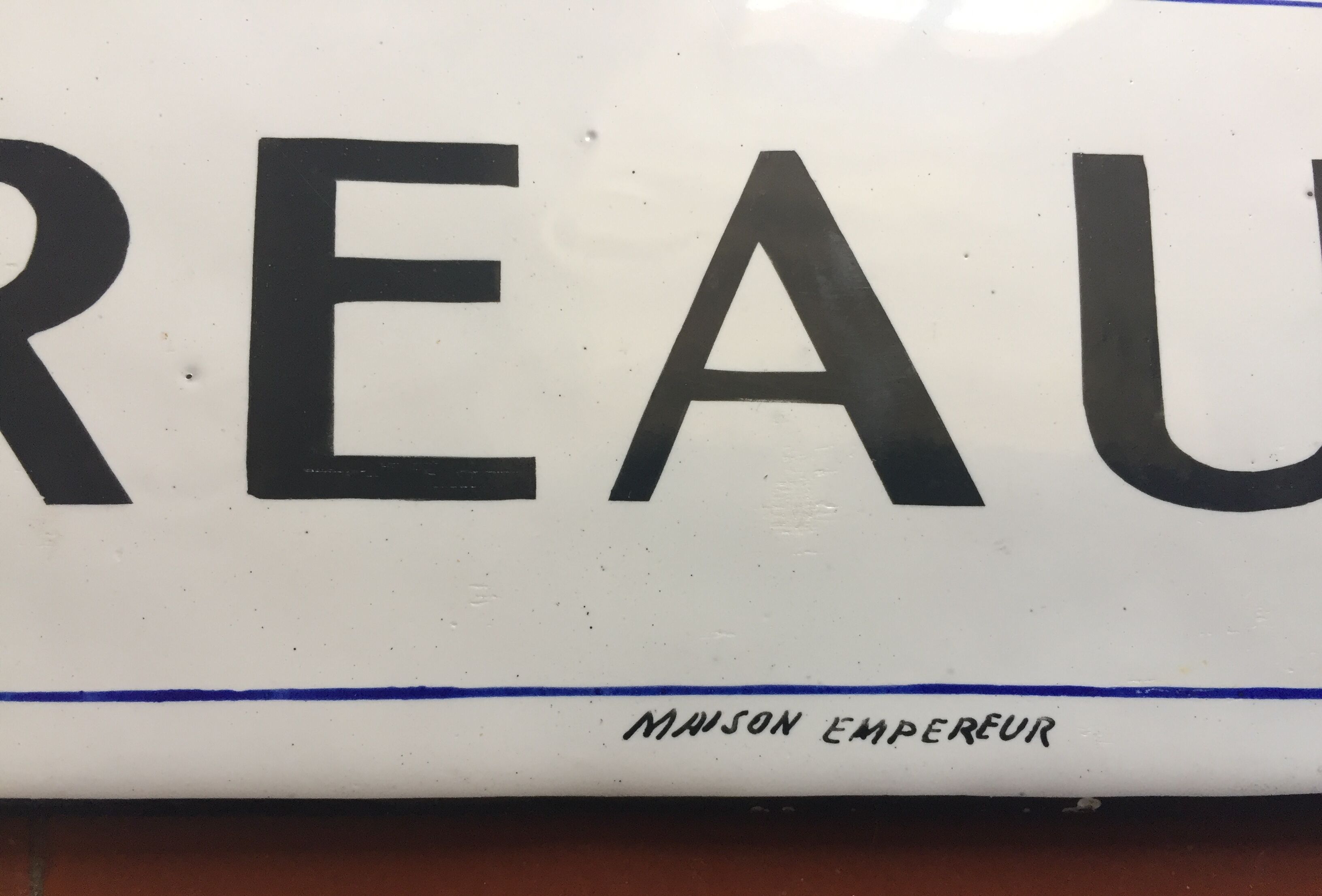 Old enamelled plate "Bureau" 6x20cm