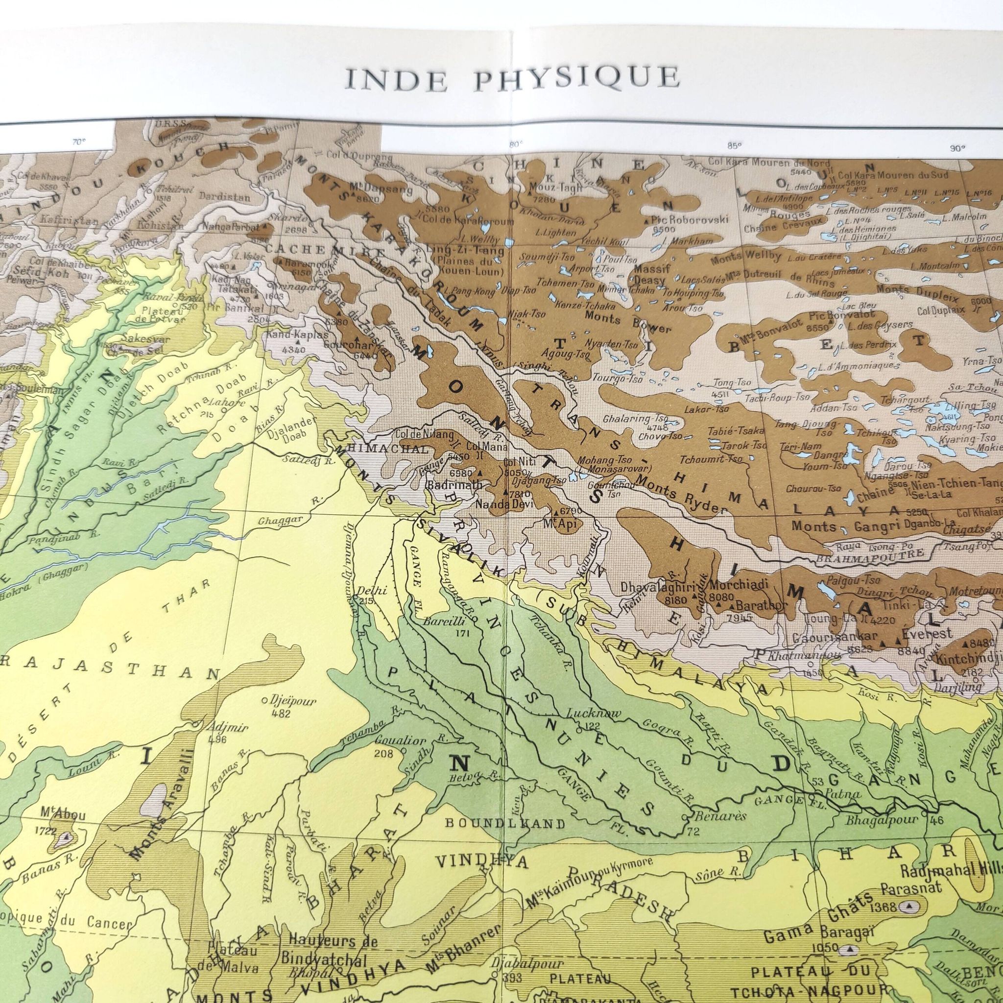 Vintage map of India 43x43cm from 1950.