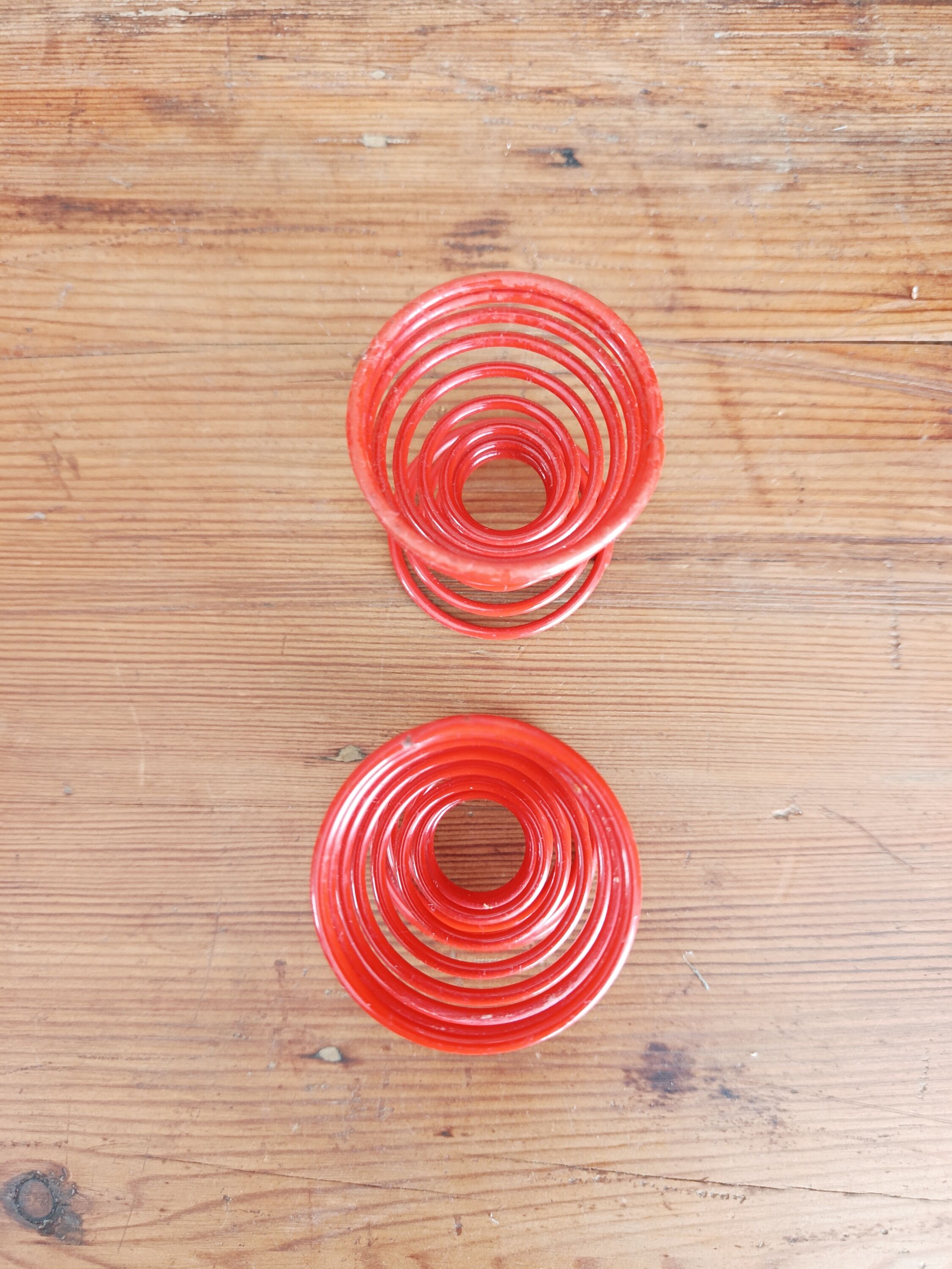 Set of 2 spring egg cups