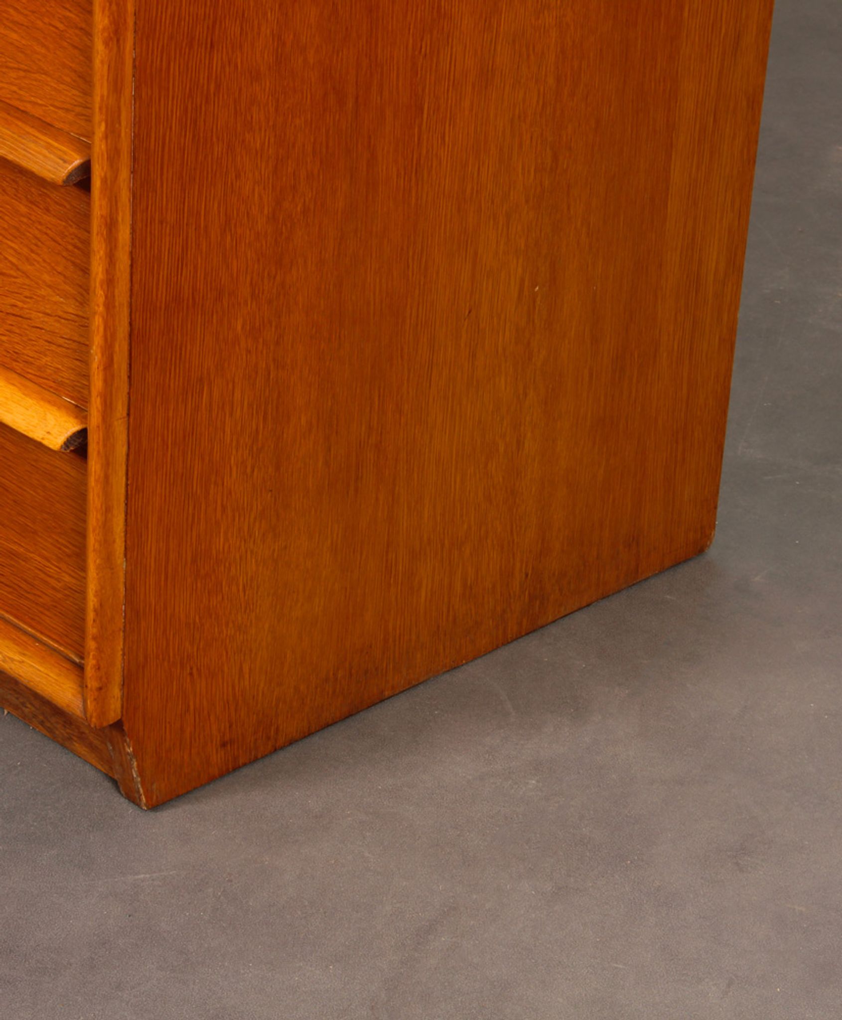 Commode en bois produite par Drevozpracujici podnik, 1966