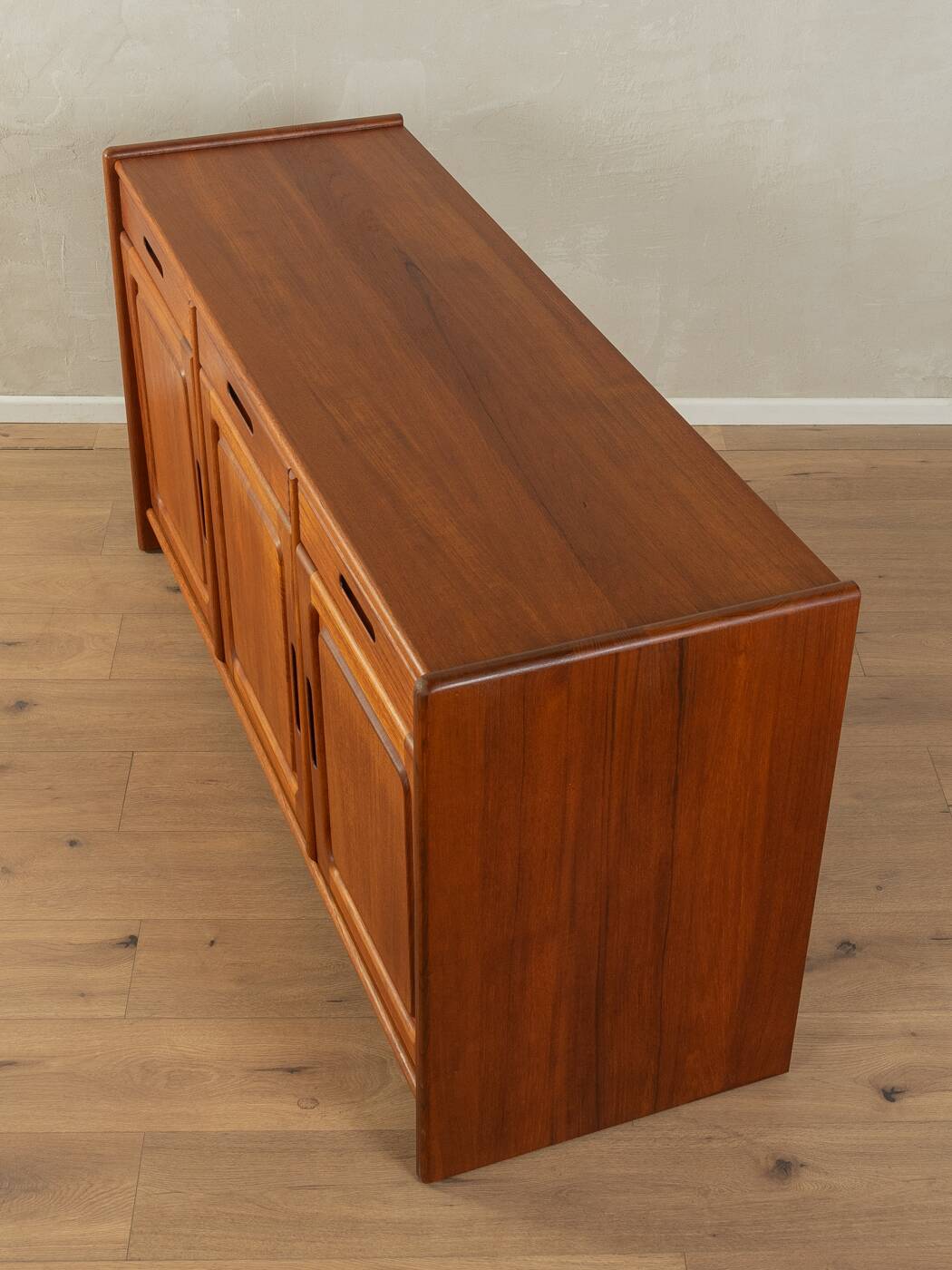 1980s sideboard