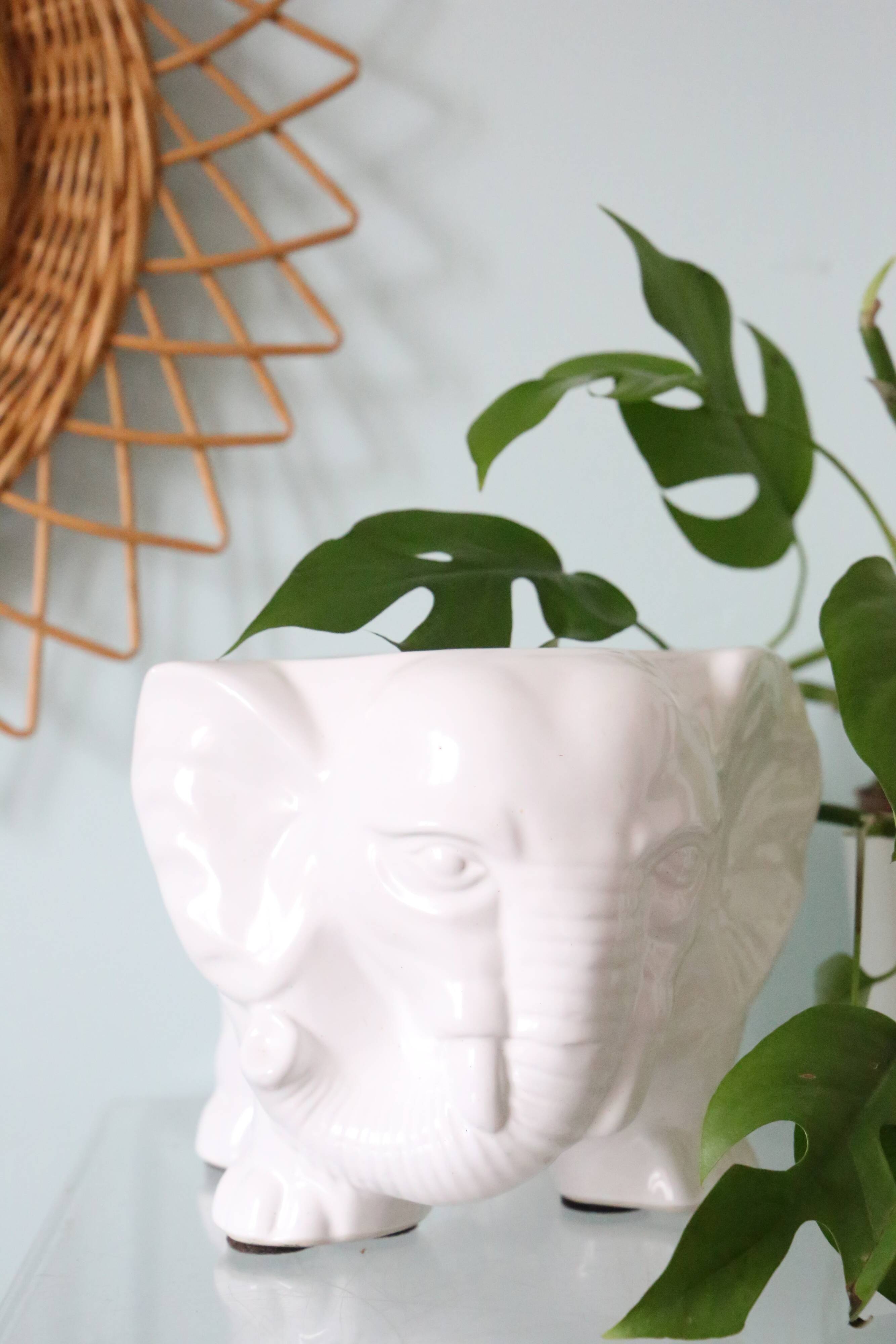 Cache pot éléphant vintage