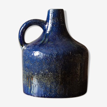 Vase, 70