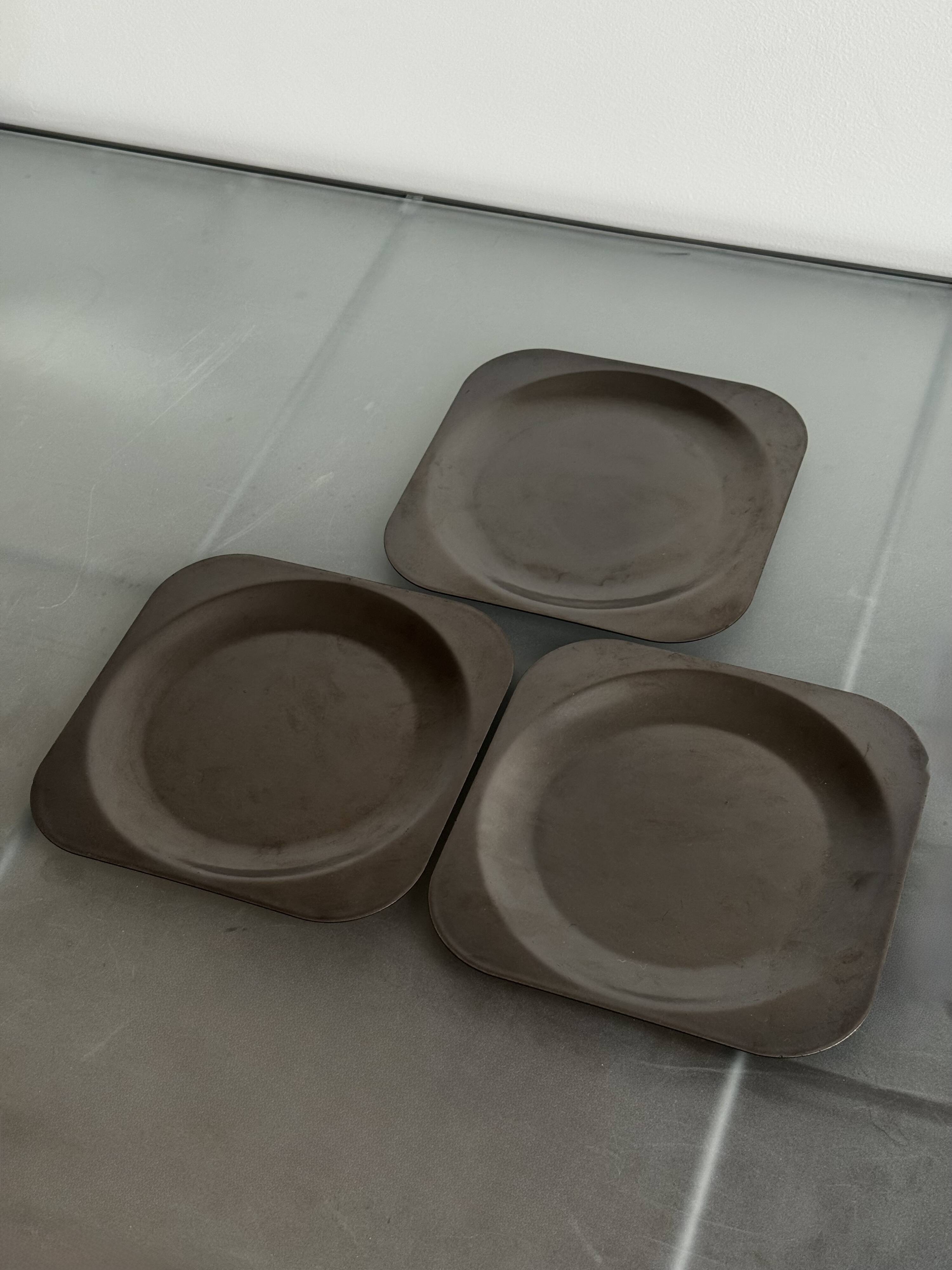 Set of Three Enamelled Steel Plates Space Age Design 70's (Swiss Made)