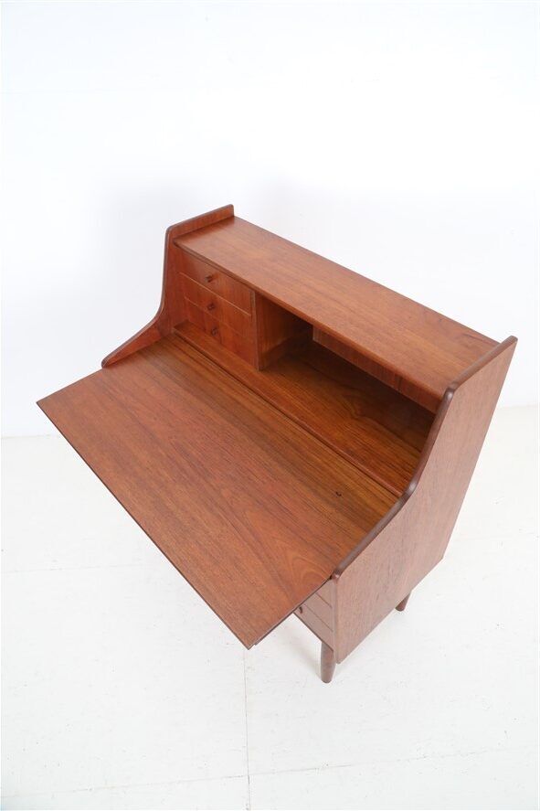 Mid-century teak bureau / secretary desk / Danish modern design / 1960s