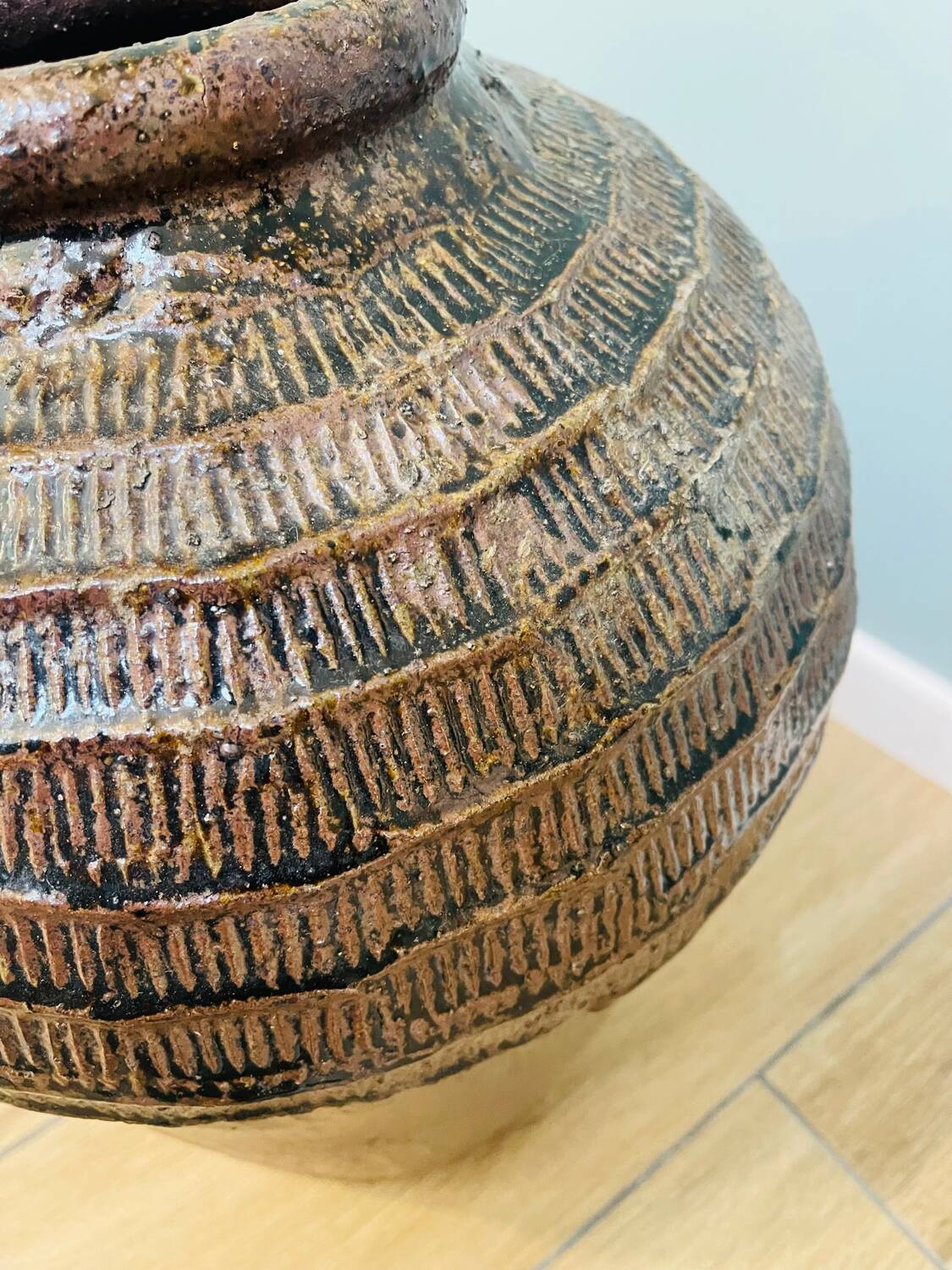 Large Chinese terracotta jar – Shandong, mid-20th century