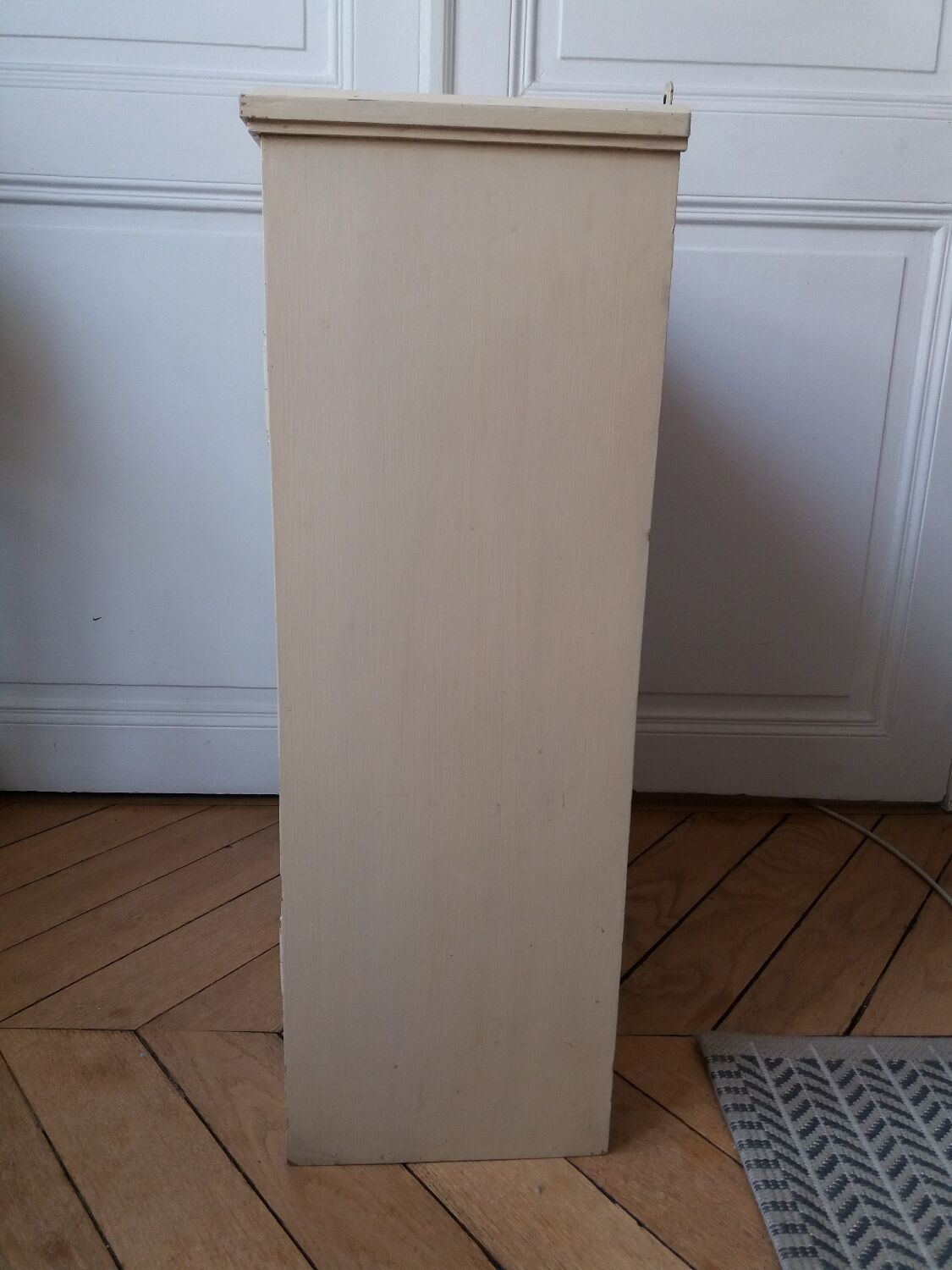Armoire de toilette en bois avec portes en verre façonné
