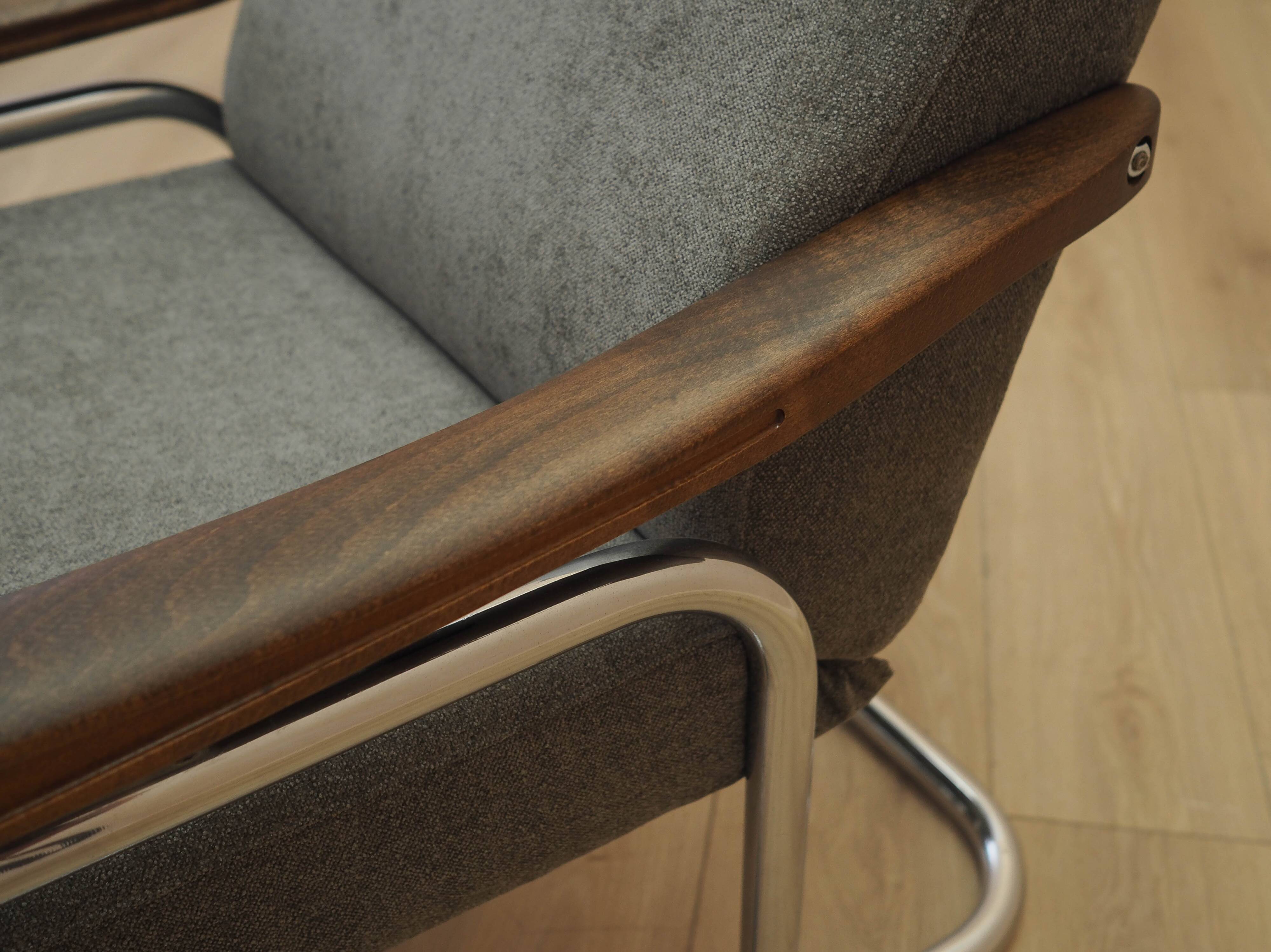 Italian lounge chair with reclining back, 1970s
