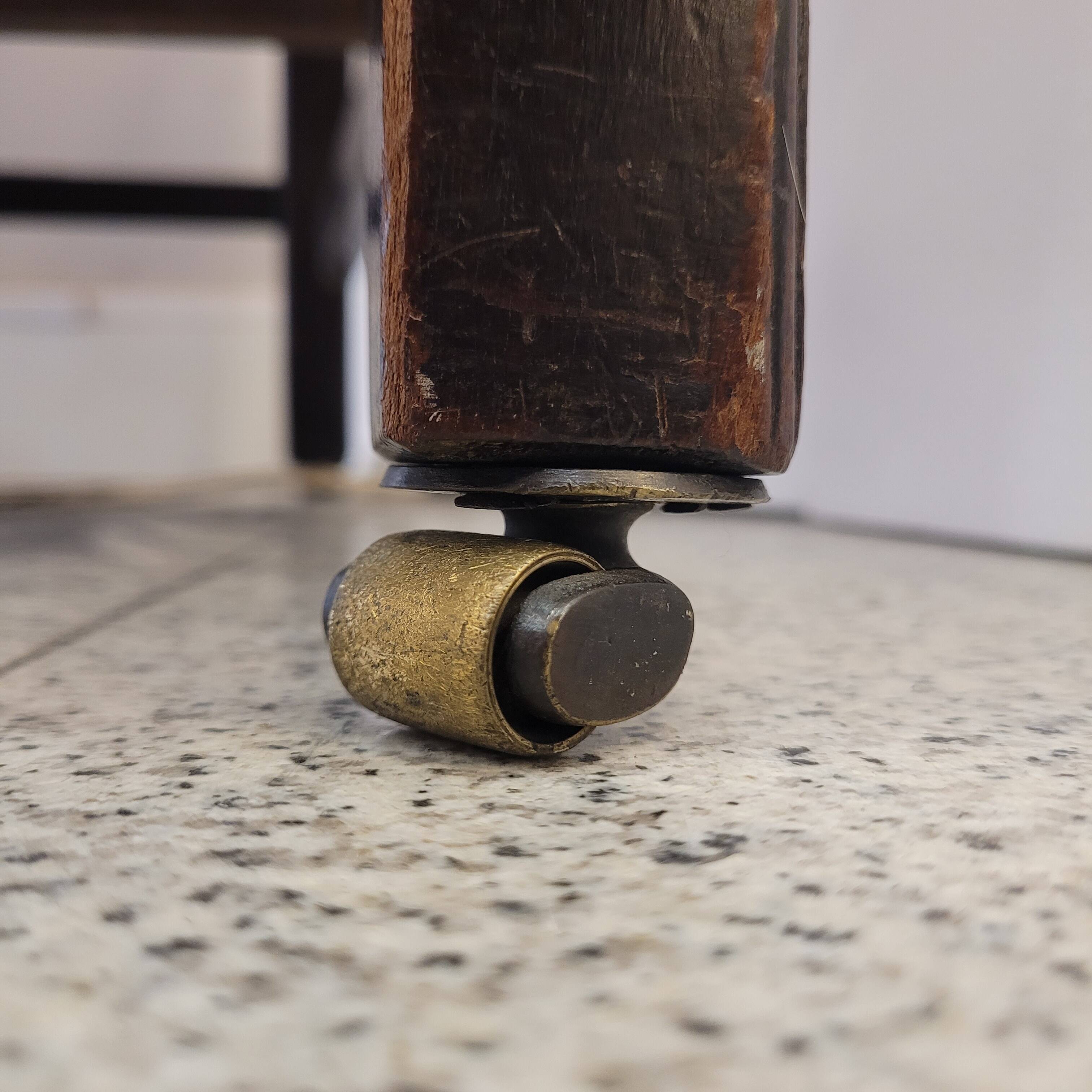 Butaca Chesterfield / Sillón Orejero “Wing Chair”, pp. s. XX - Reino Unido