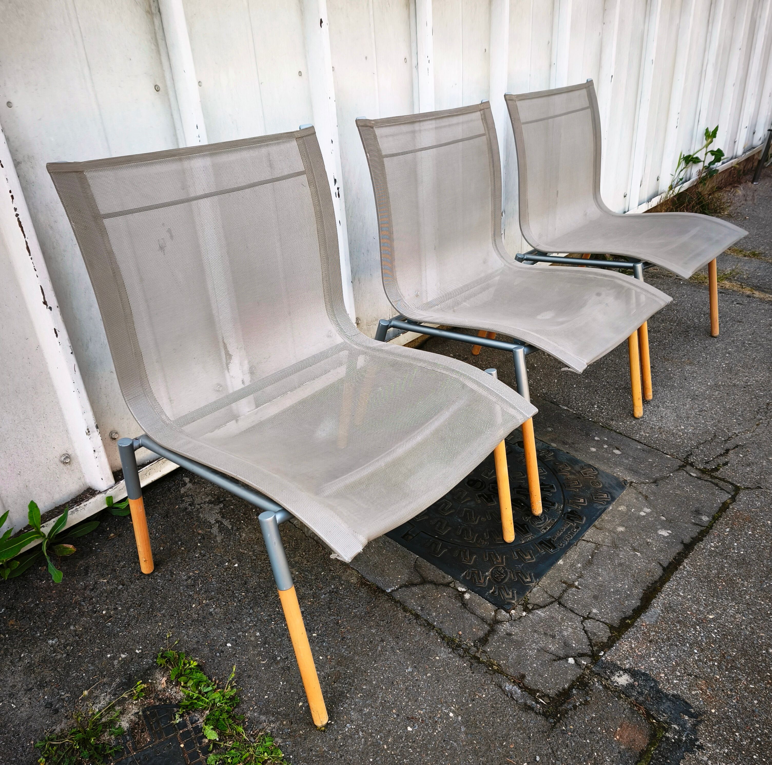 Suite de 3 fauteuils 10 Line, Pascal Mourgue