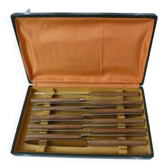 Box of 11 stainless steel and wood knives