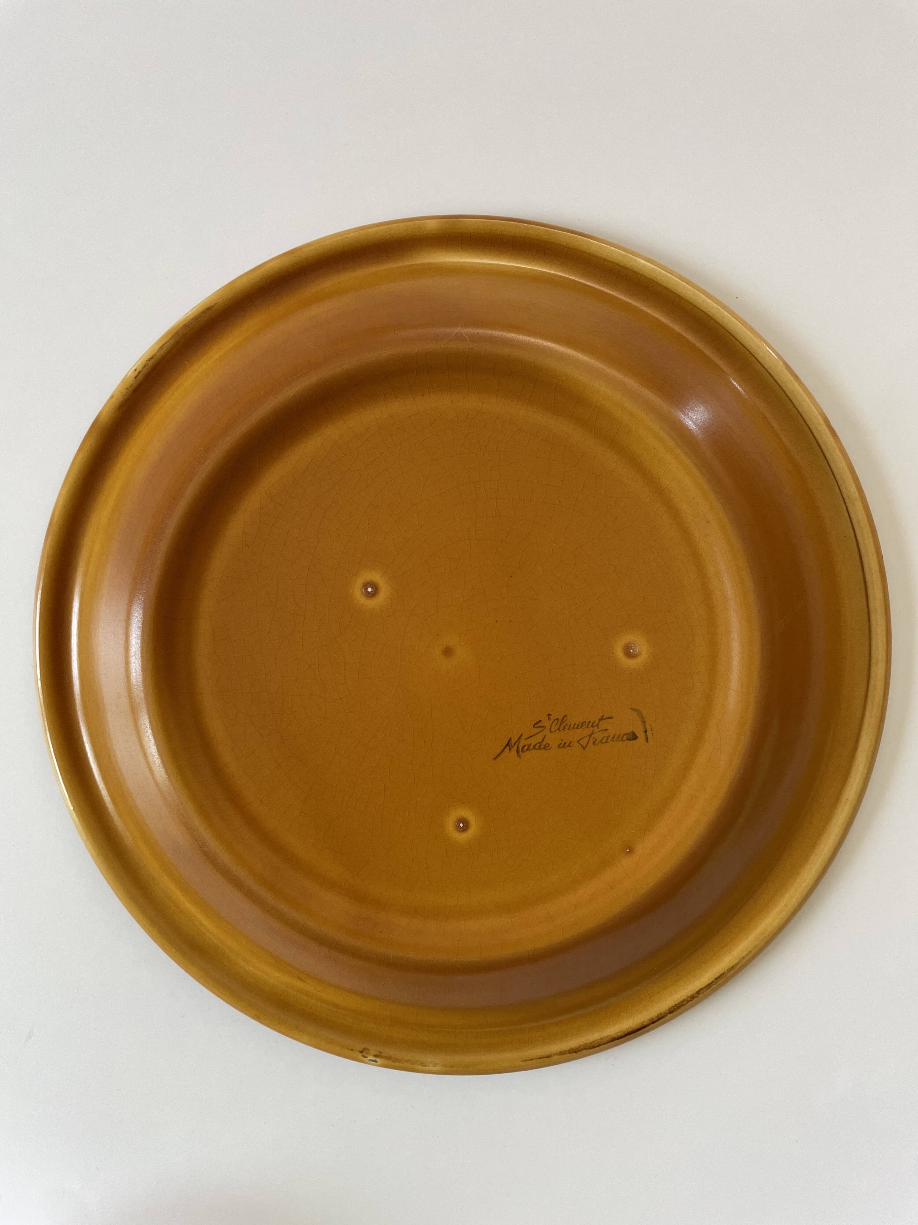St Clément brown flat plate