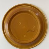 St Clément brown flat plate