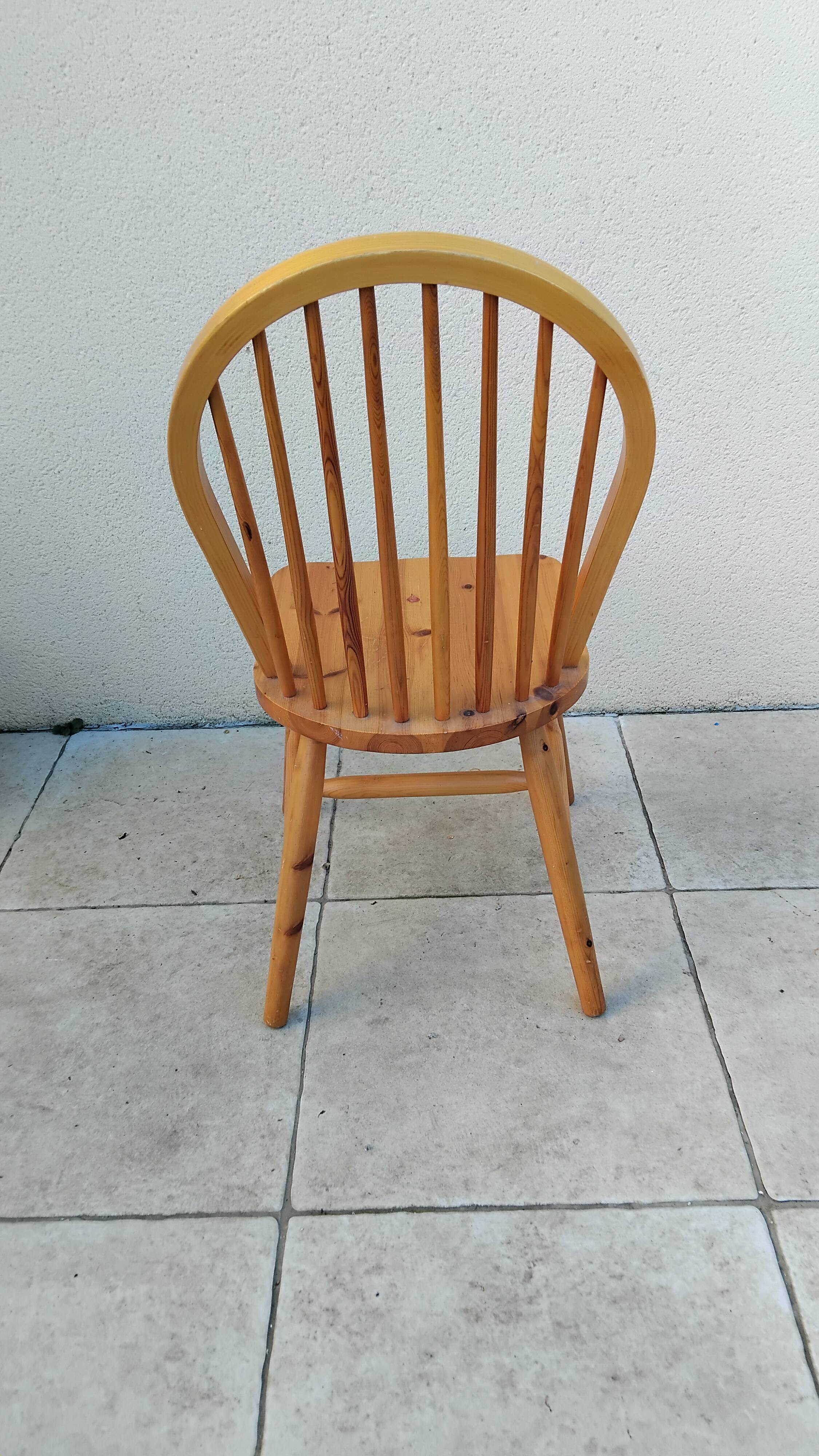 Vintage Windsor style chair