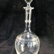 Carafe en verre soufflé et gravé