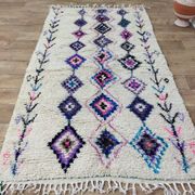 Handmade moroccan berber rug 217 x 117 cm