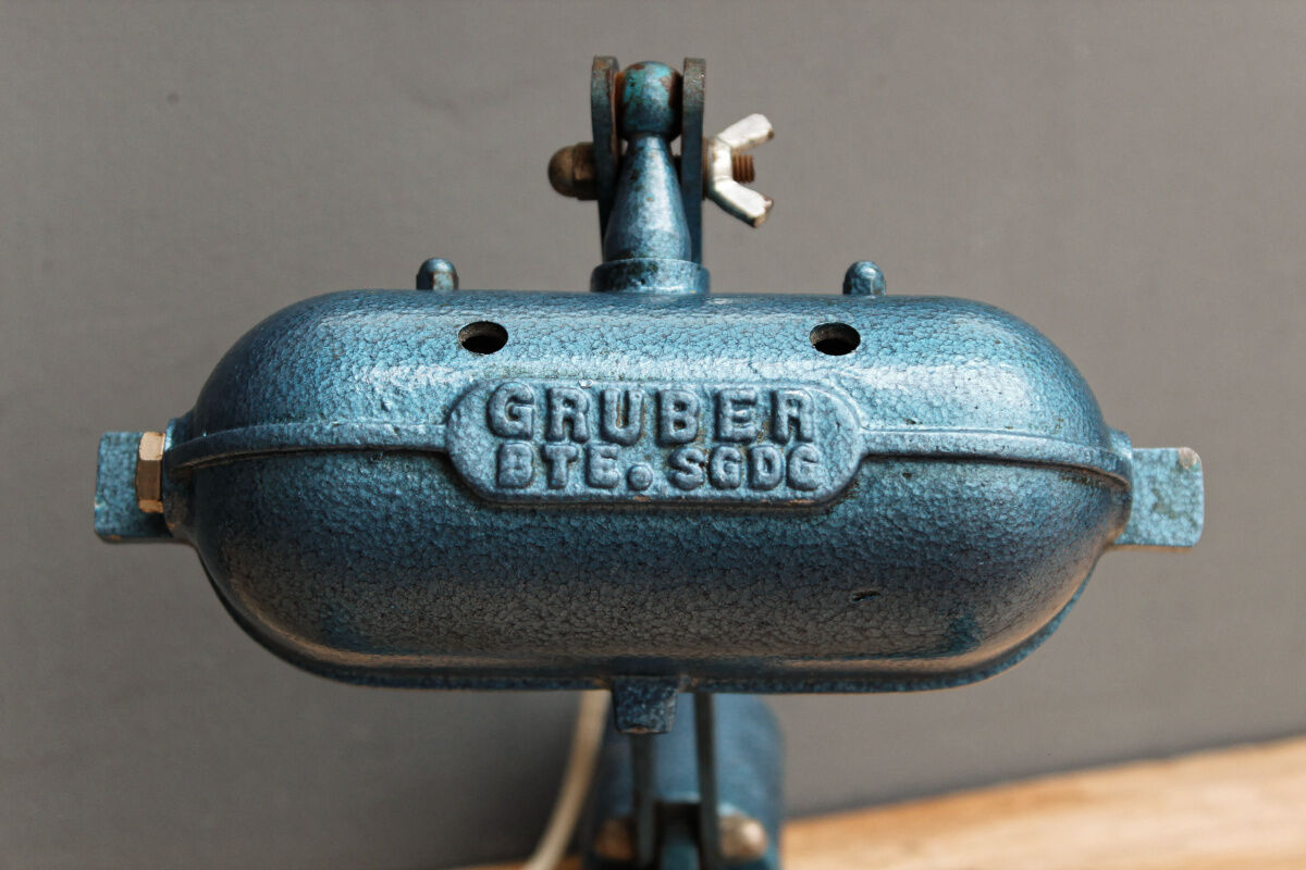 Gruber workshop lamp