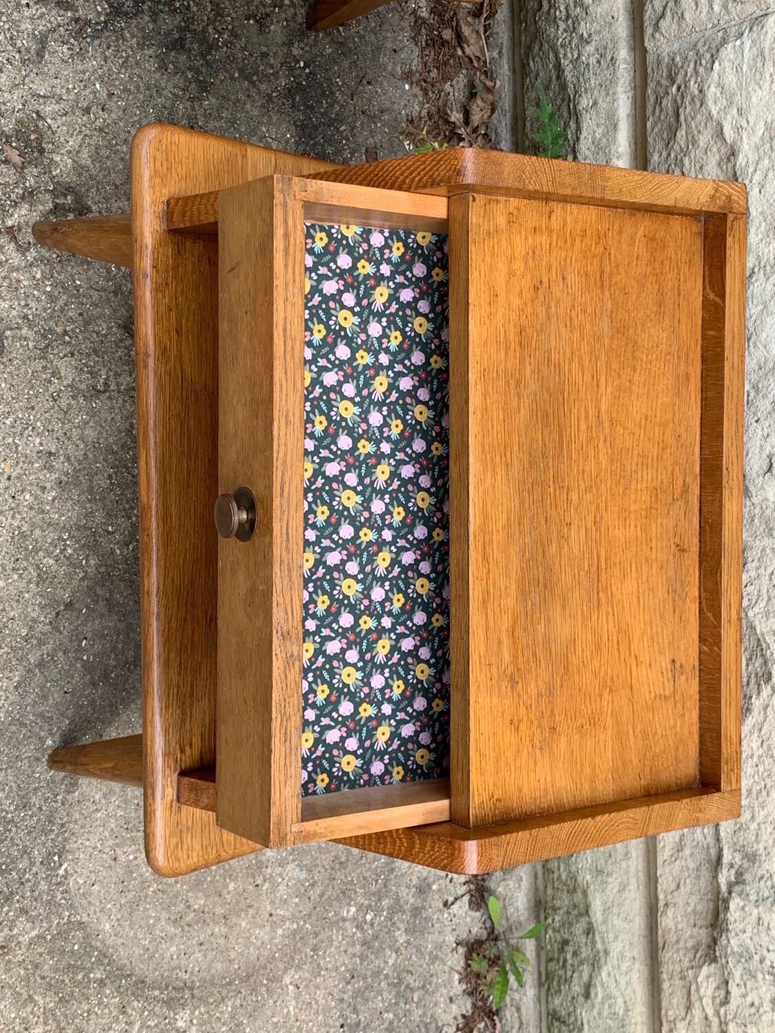 Pair of bedside feet compass solid oak vintage 1950