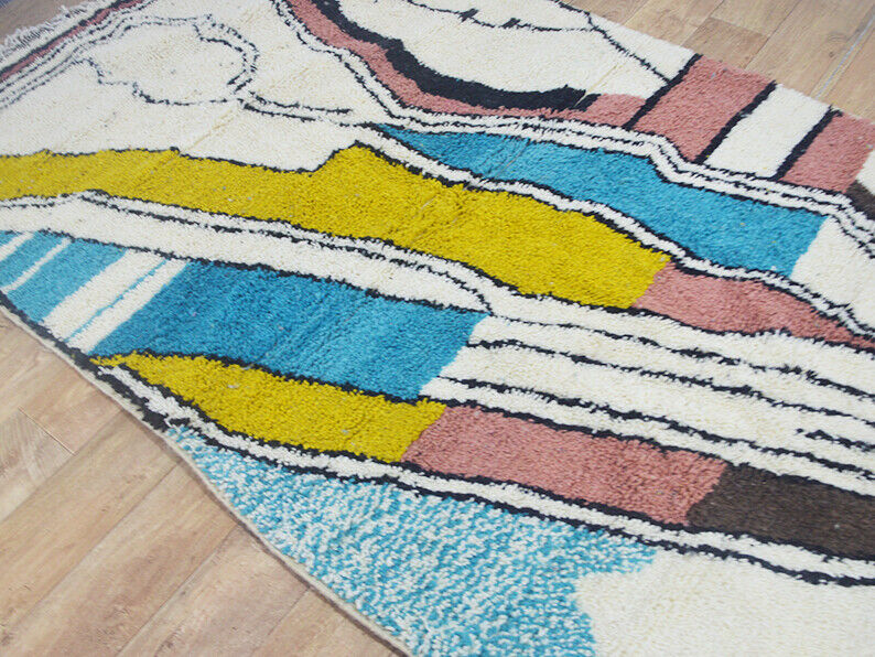 Moroccan berber carpet 270x153cm