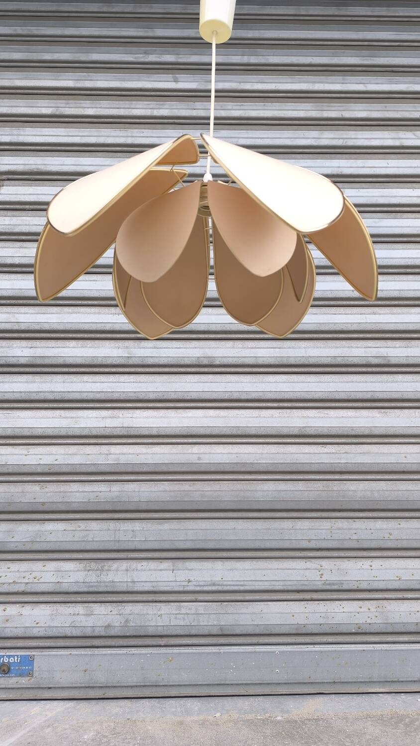 60s flower pendant light