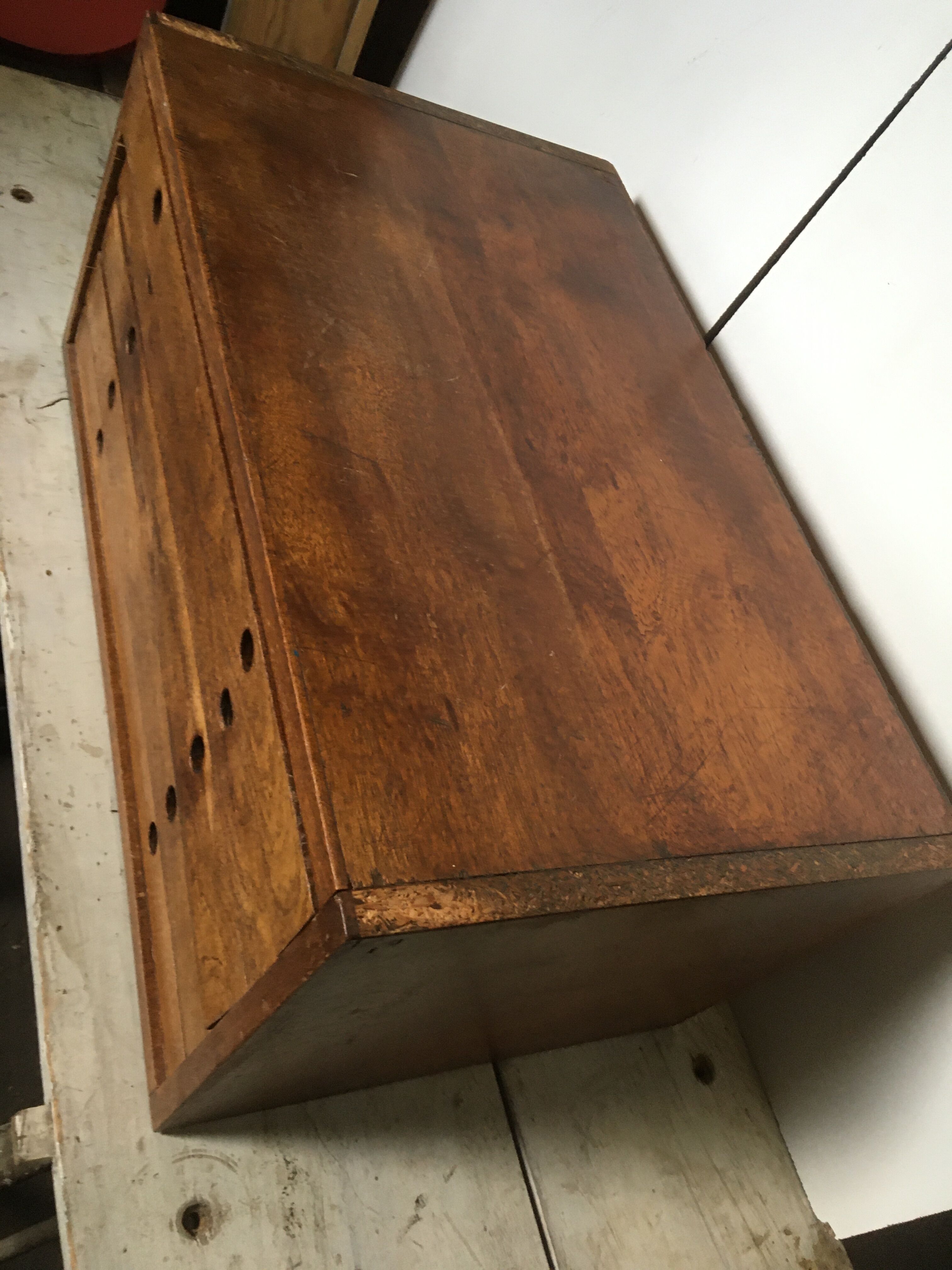 Meuble d’atelier à tiroirs pour plans/dessins en bois
