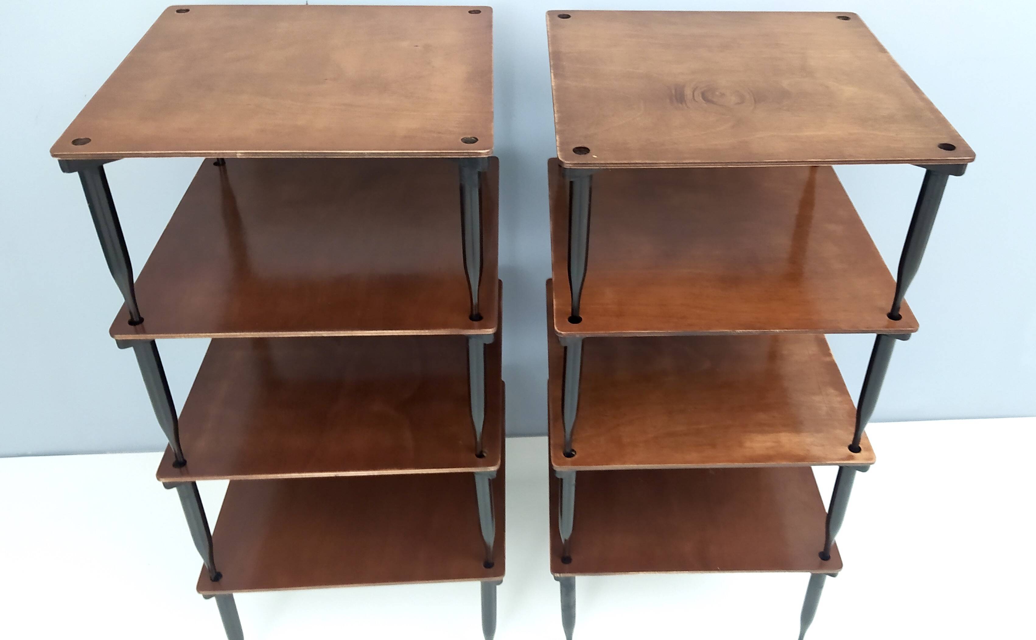 Vintage walnut coffee table model "T8" by Vico Magistretti for Azucena, Italy