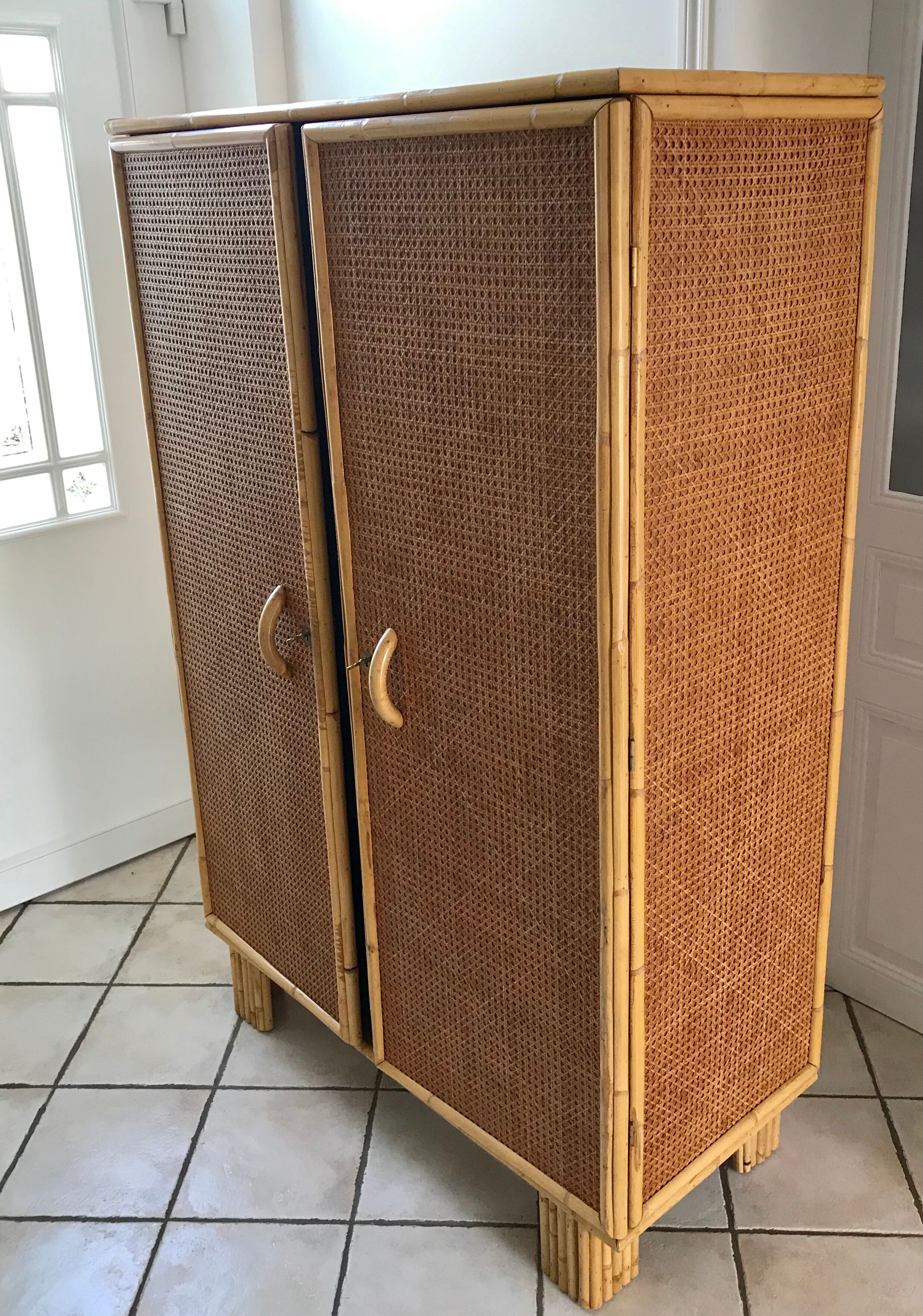 Rattan cabinet and oak 60/70