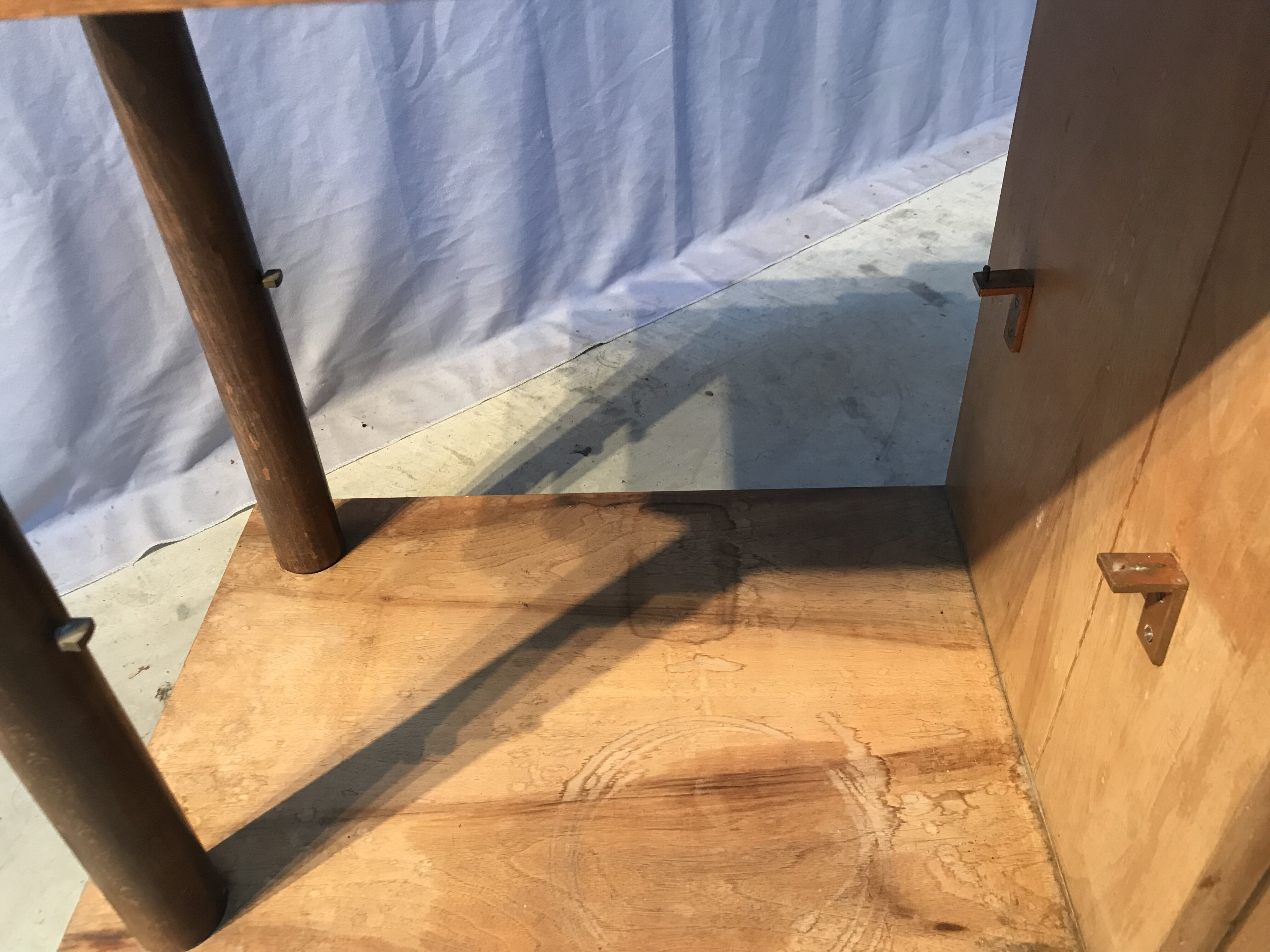 Vintage bar trolley service with detachable mirror service tray