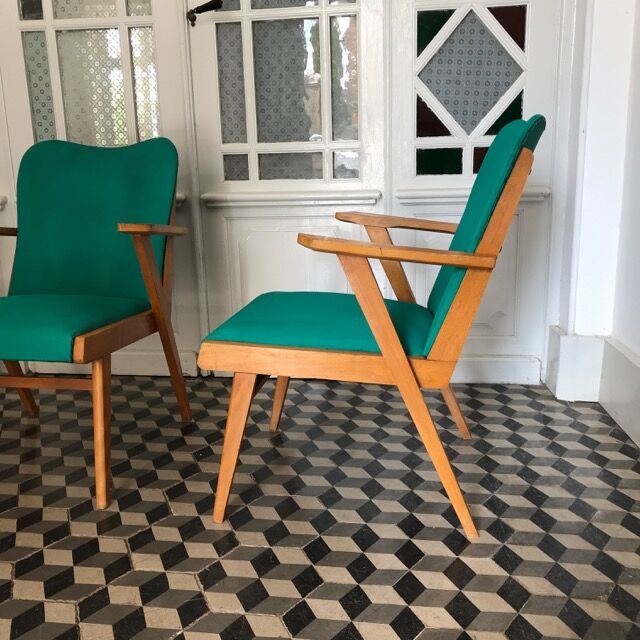 Fauteuil vintage bois et skaï vert