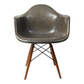 Fauteuil Paw, Charles Eames, fabrication Zenith Plastics pour Herman Miller