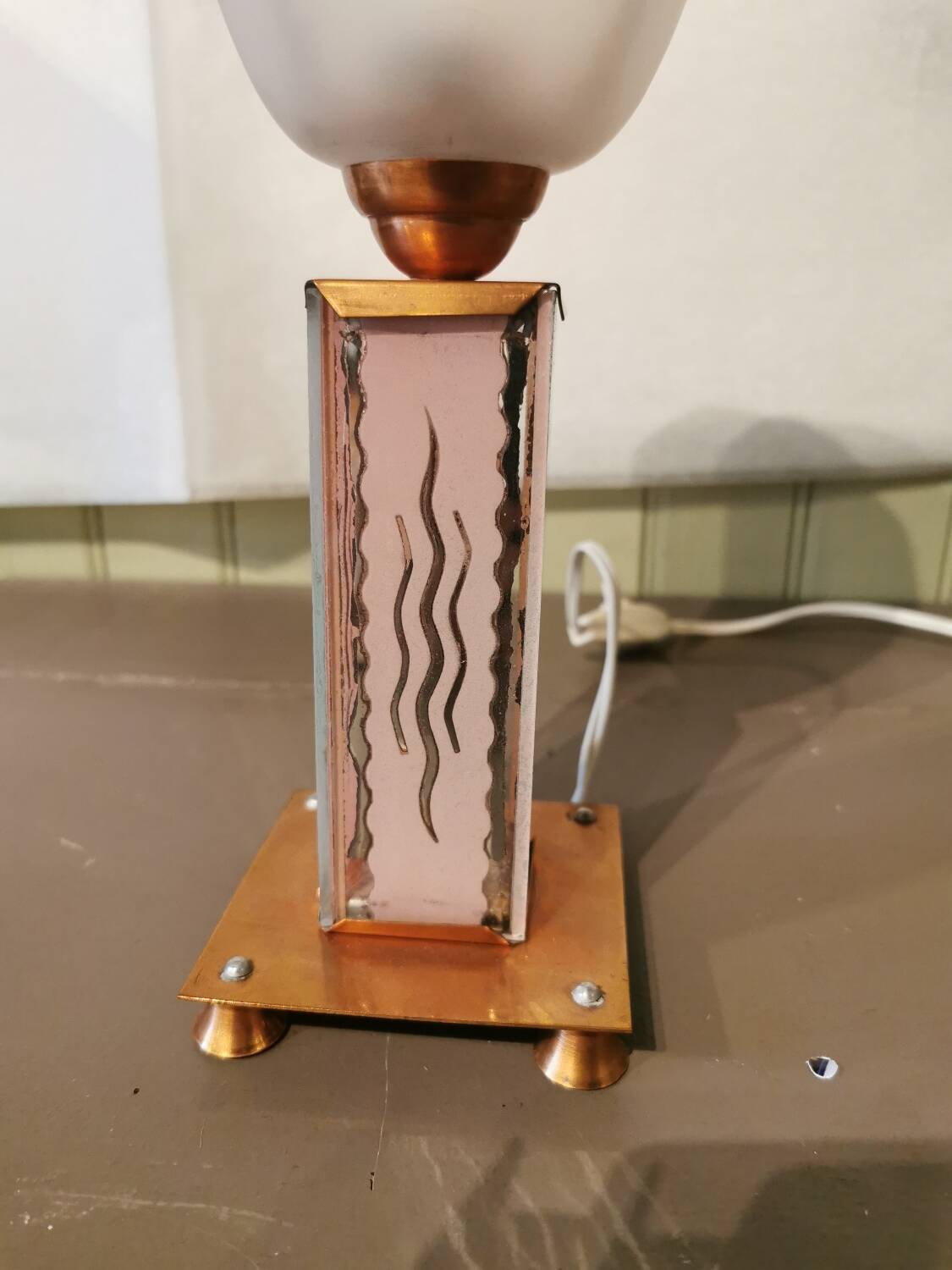 Art Deco lamp in copper and glass