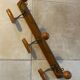 Porte manteau mural Art Déco en bois et métal époque début XXe