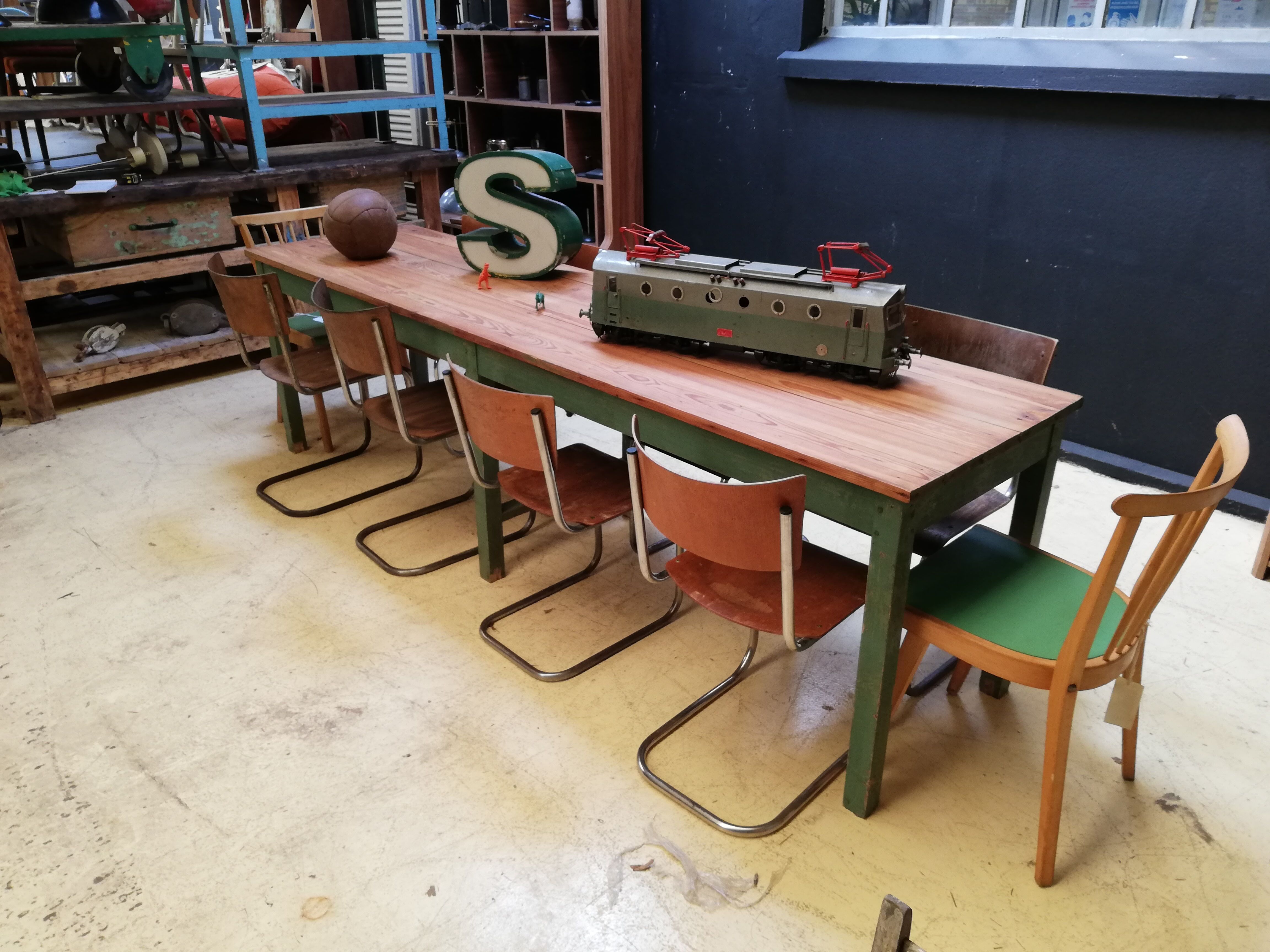 Old draper table 8/10 people, 2,70m