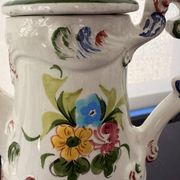 Ceramic teapot