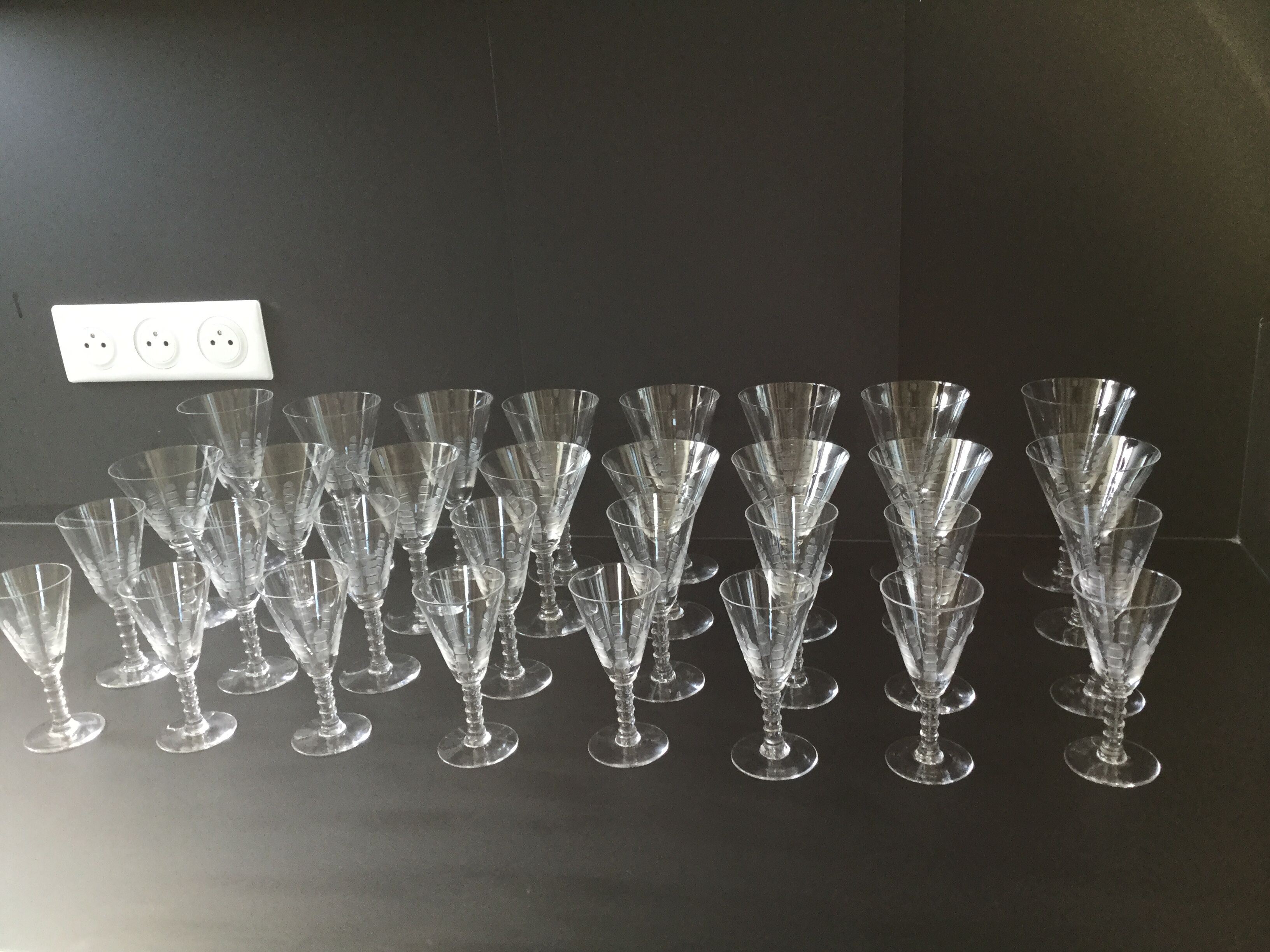 Art deco palm glass