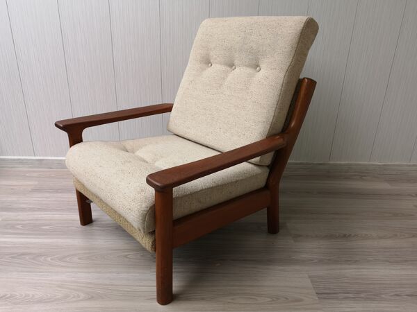 Fauteuil En teck Danois Du milieu Du Siècle.