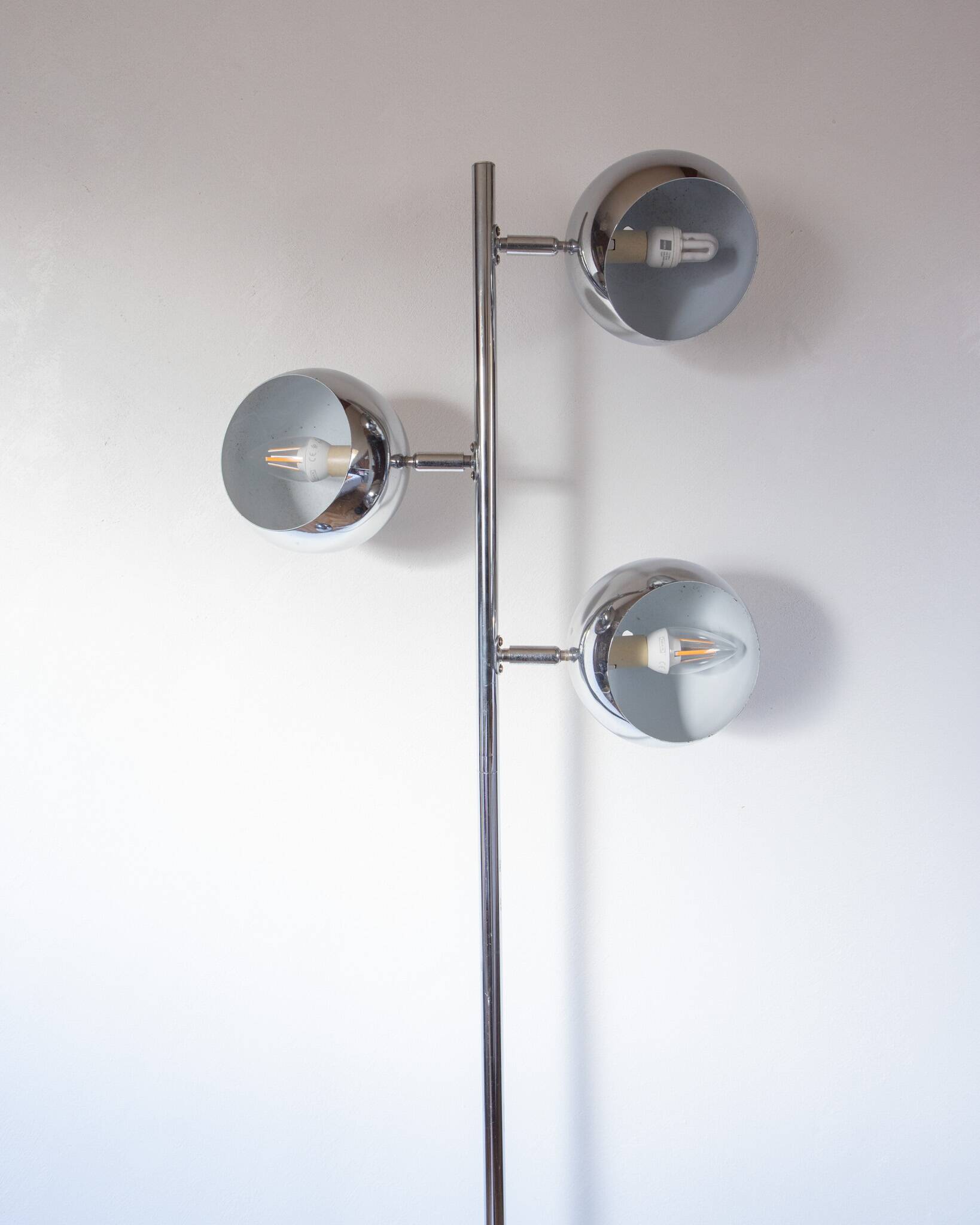 Vintage "Eye Ball" chrome floor lamp 3 adjustable globes