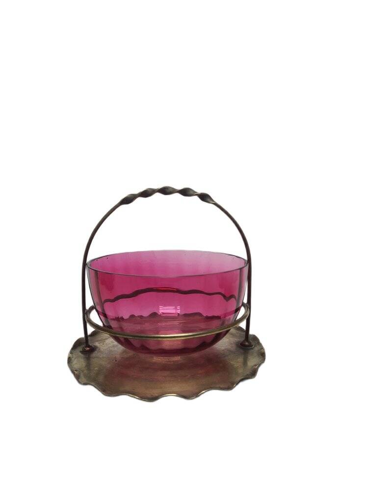 Antique Art Nouveau British basket, 1900s