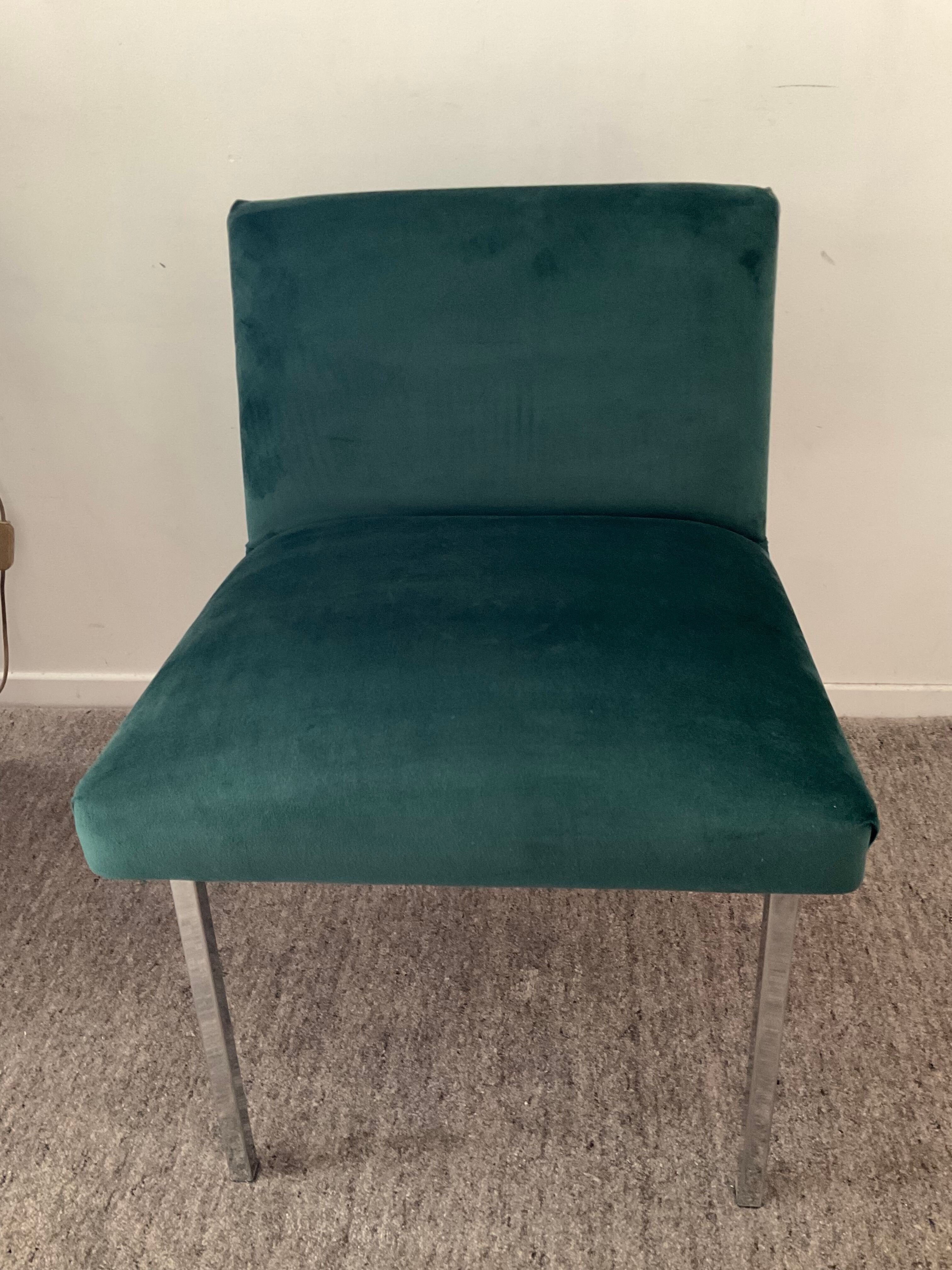 Vintage chair in green velvet and chrome legs